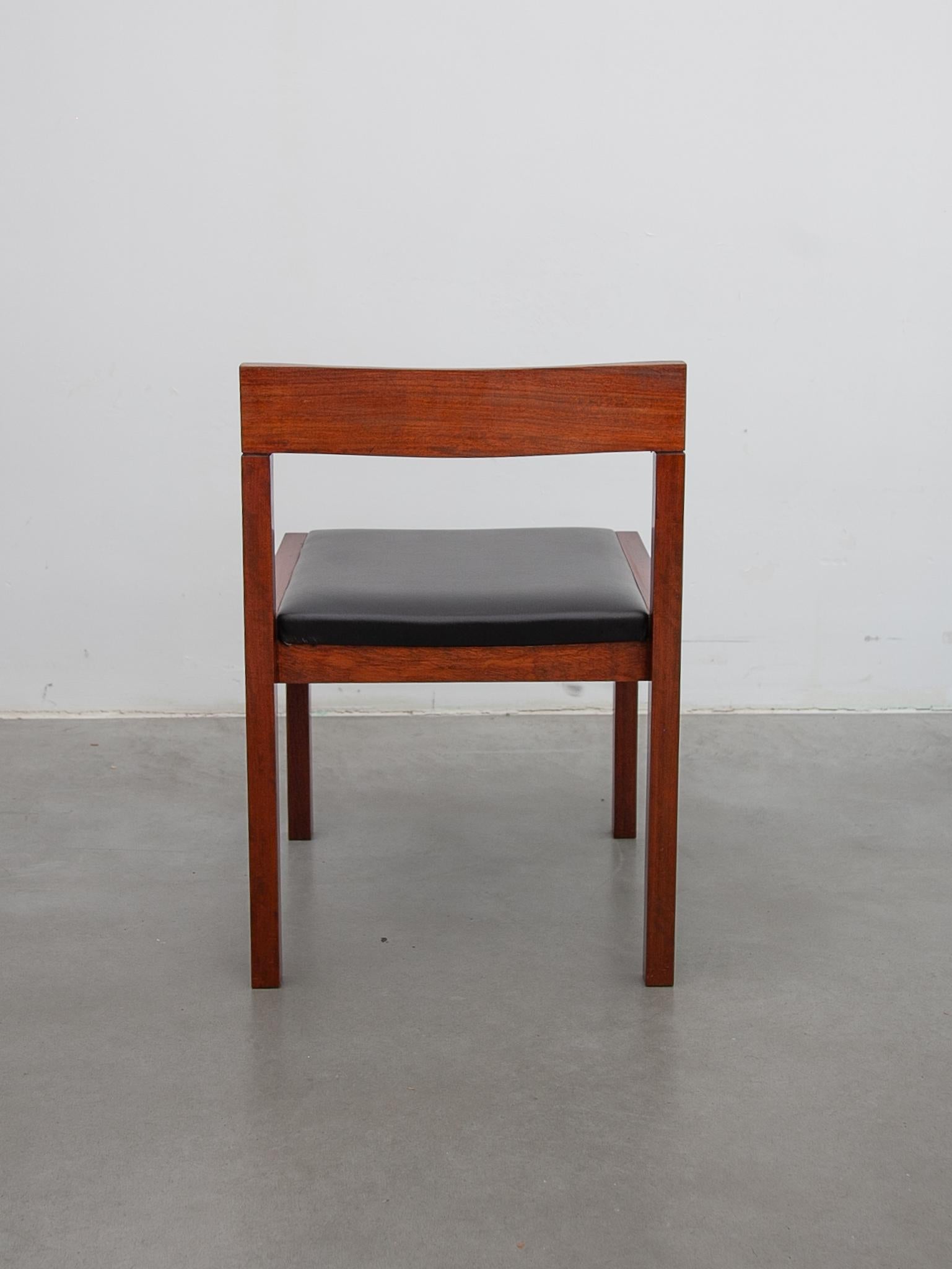 Ensemble de six chaises de salle à manger minimalistes conçues par Alfred Hendrickx, 1959 Belform en vente 1