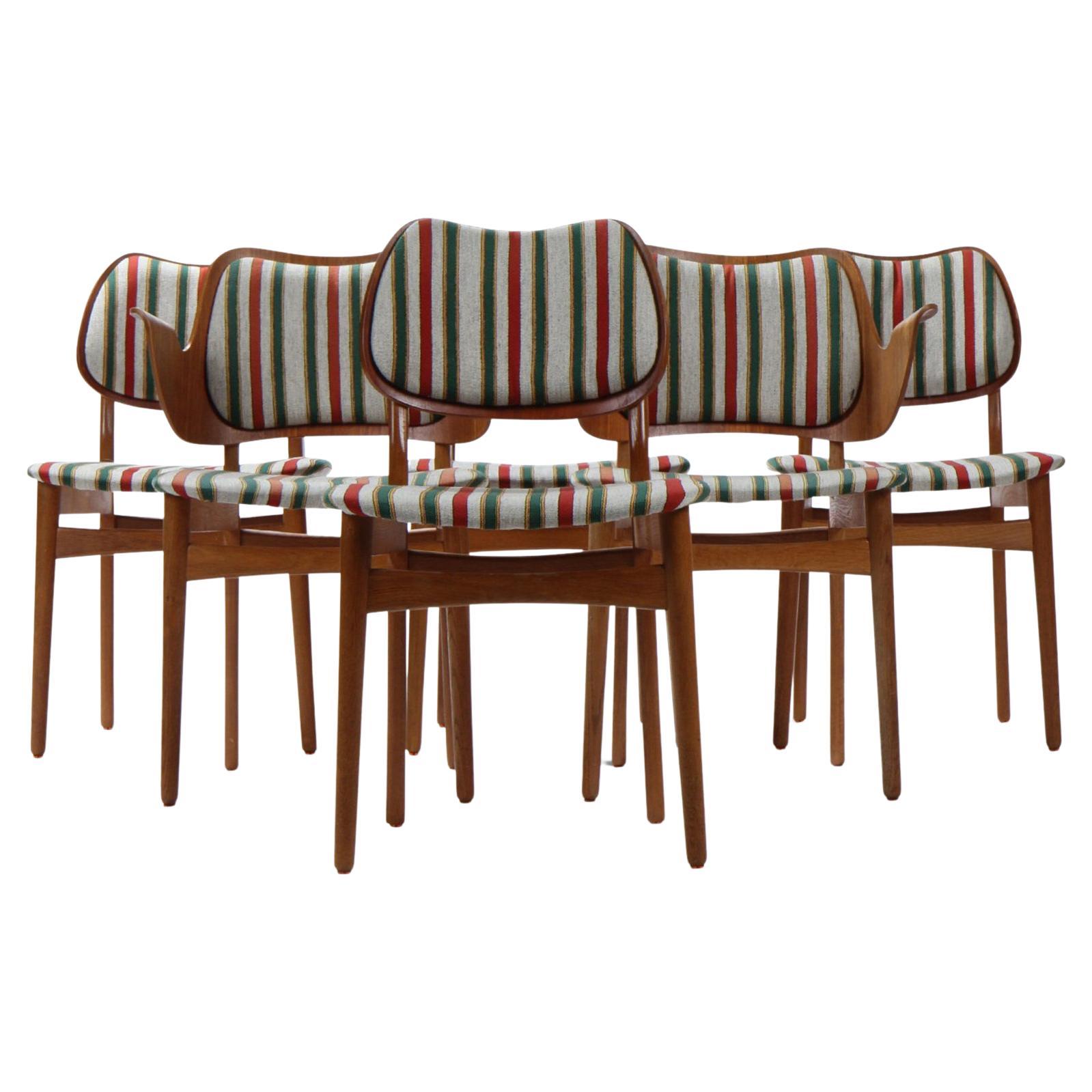 Set of Six Model 107 Dining Chairs by Hans Olsen in Teak