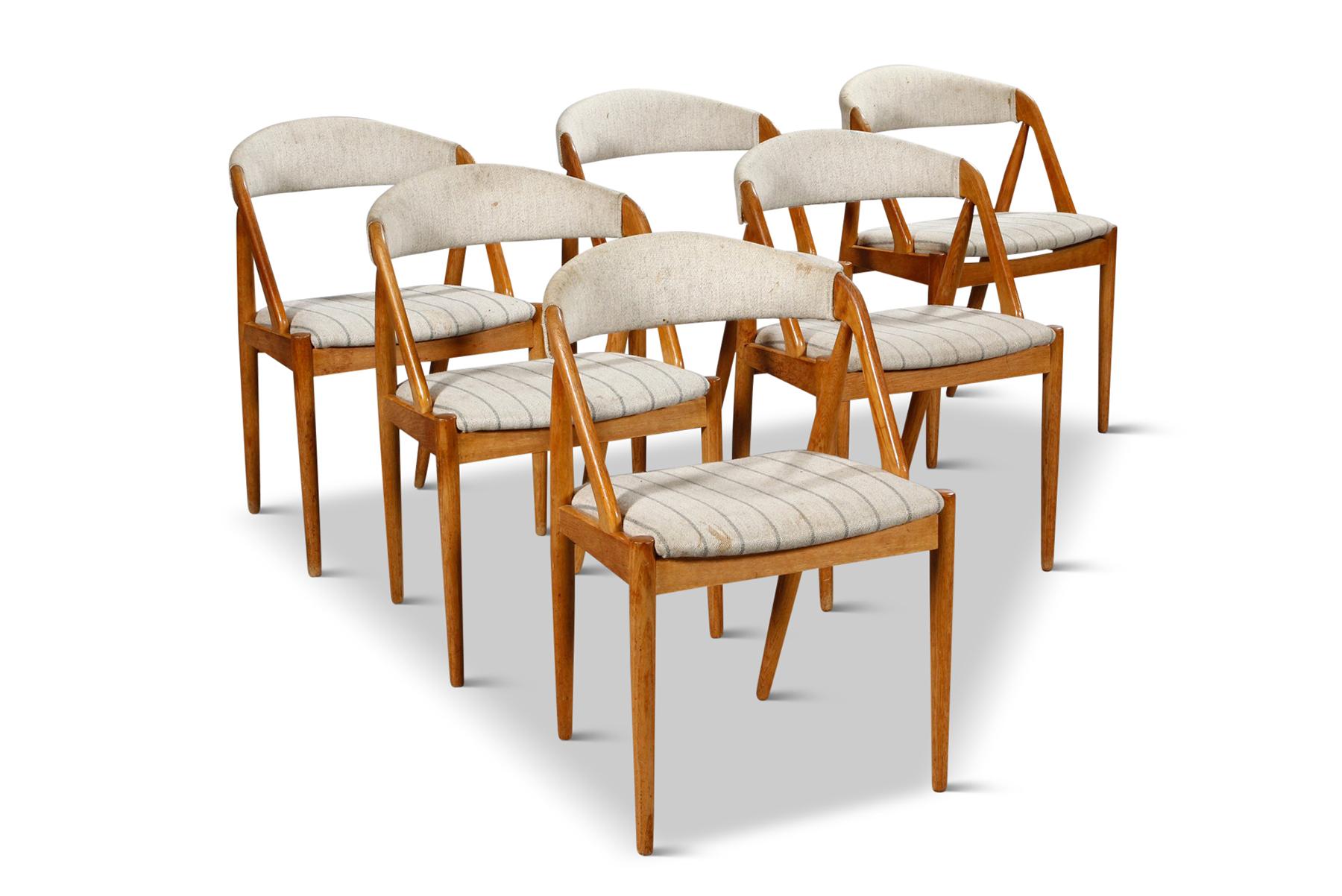 Mid-Century Modern Set of 6 Model 31 Kai Kristiansen Dining Chairs in Oak For Sale