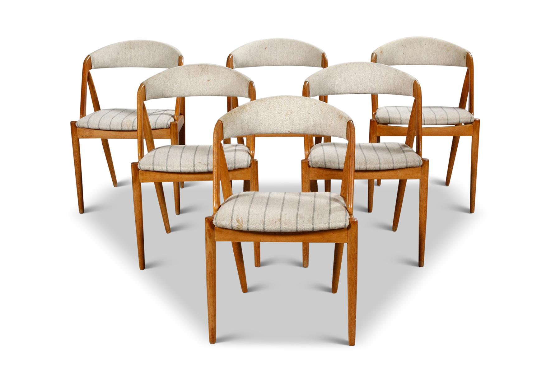 Satz von sechs Kai Kristiansen-Esszimmerstühlen aus Eiche, Modell 31 (Wolle) im Angebot