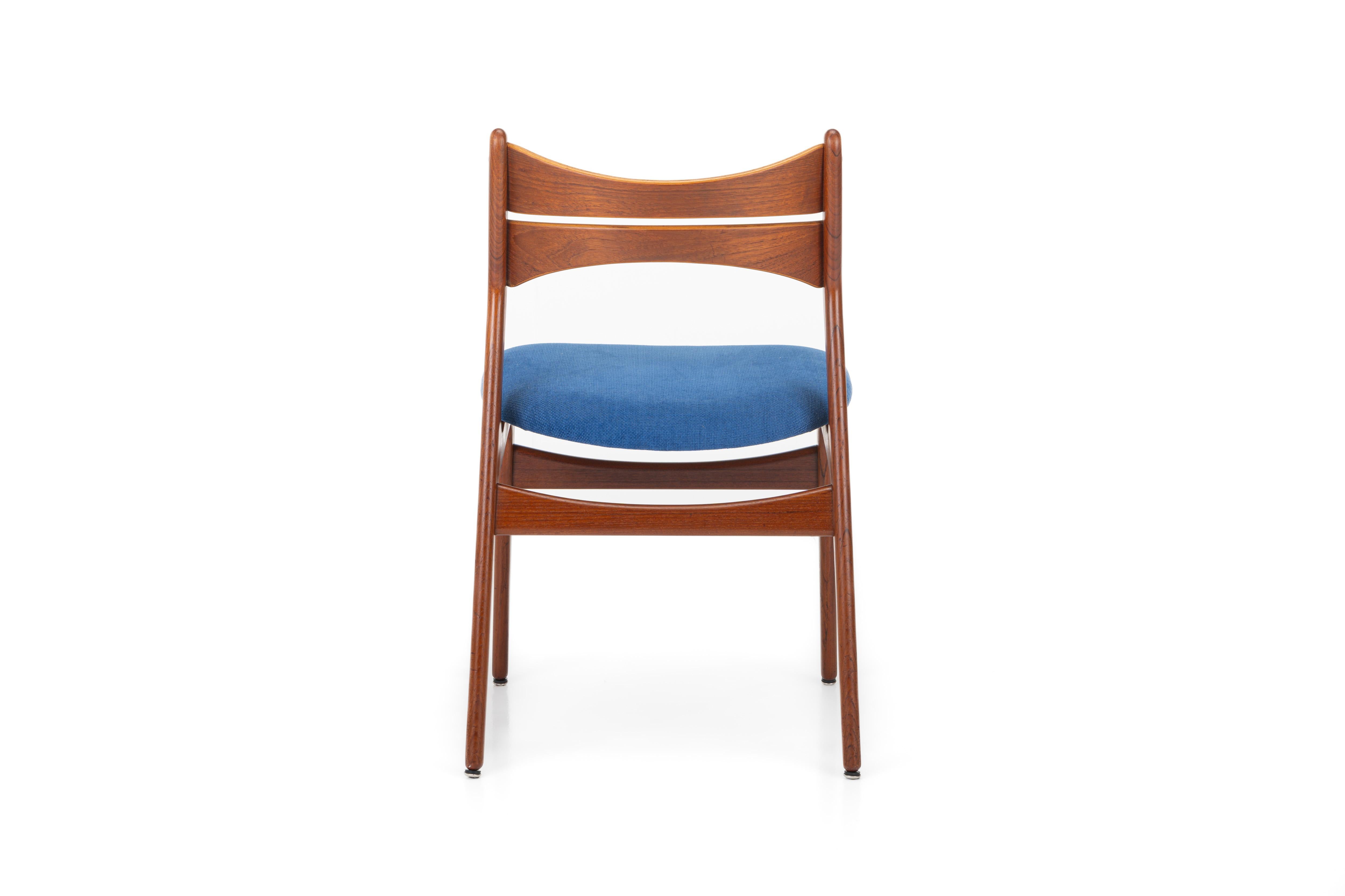 Fabric Set of six 'Model 310' dining chairs by Erik Buch for Christian Christensen