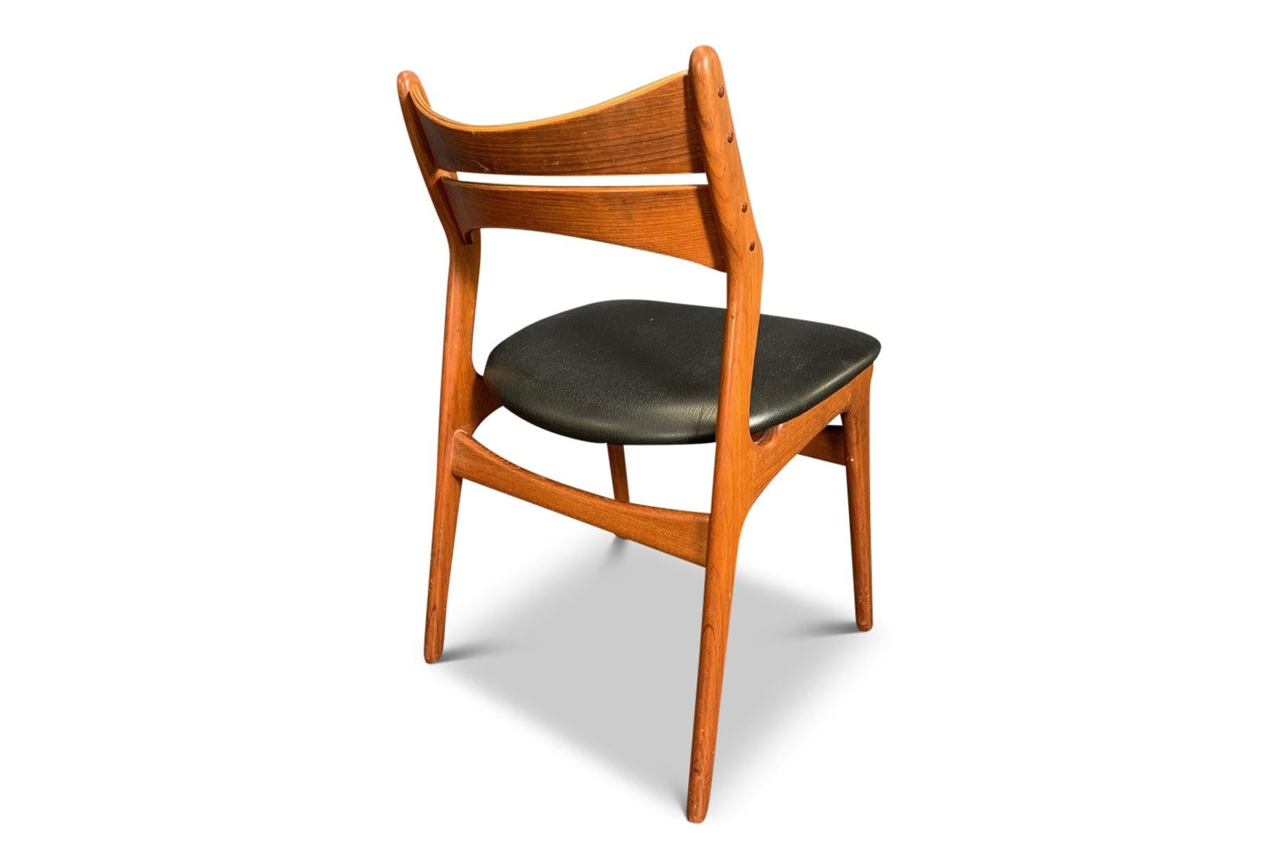 Mid-Century Modern Set of Six Model 310 Dining Chairs in Teak by Erik Buch
