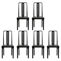 Ensemble de six chaises de salle à manger en bois courbé, modèle 322, en cuir noir, par Josef Hoffmann