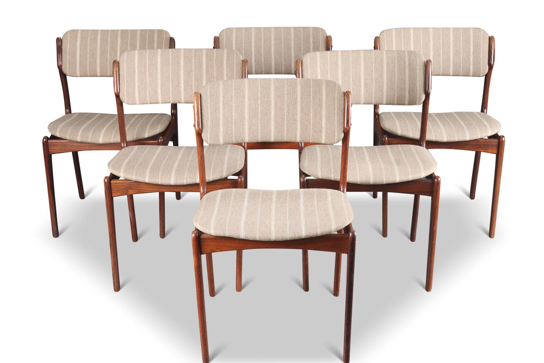 Set of Six Model 49 Dining Chairs in Rosewood by Erik Buch In Excellent Condition In Berkeley, CA