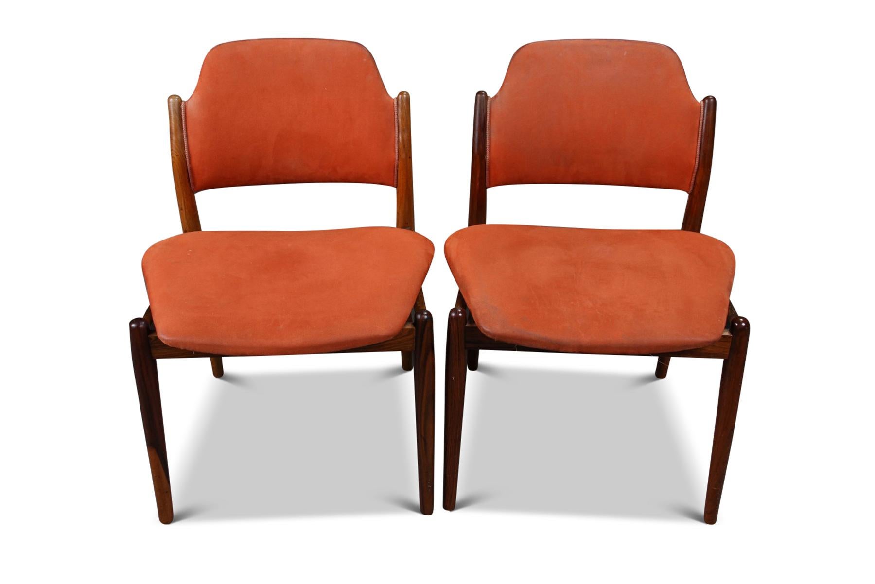 Set of Six Model 62s Dining Chairs in Rosewood by Arne Vodder In Excellent Condition In Berkeley, CA