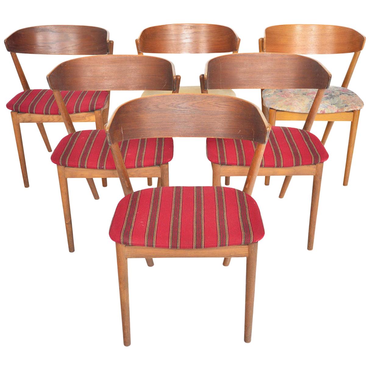 Set of Six Model 7 Helge Sibast Teak and Oak Danish Modern Dining Chairs
