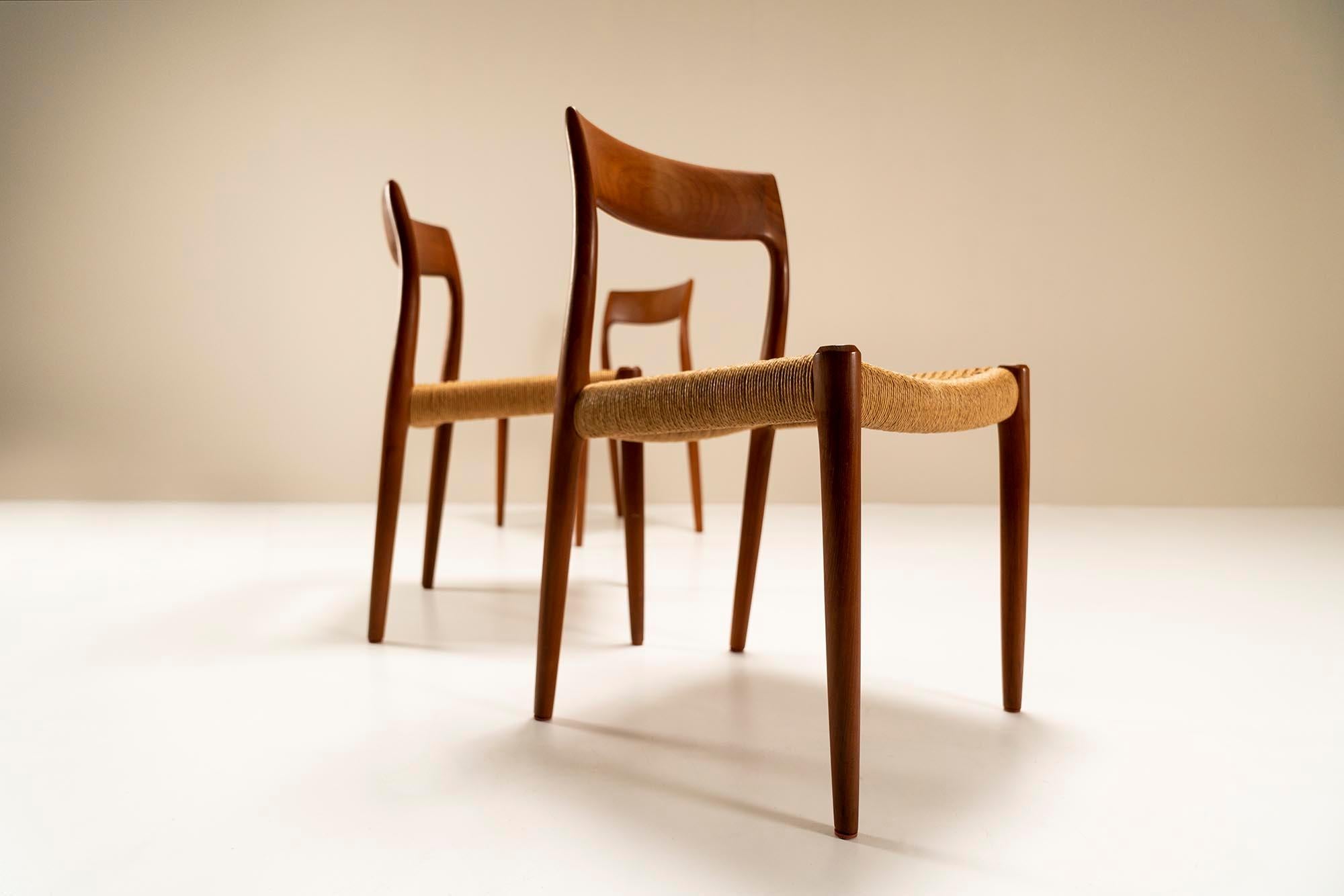 Danish Set of Six 'Model 77' Dining Chairs in Teak by Niels Otto Møller, Denmark, 1950s For Sale