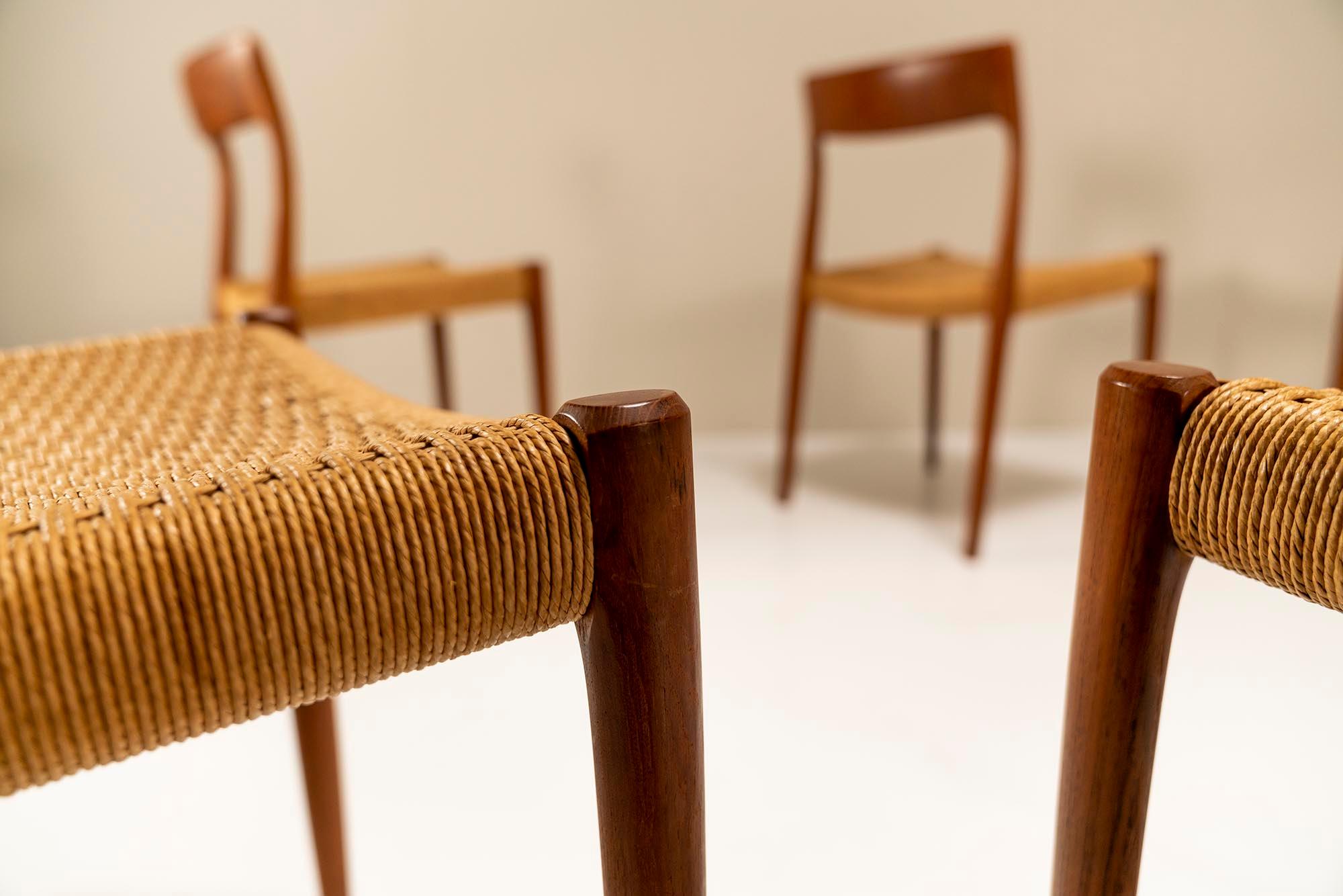 Mid-20th Century Set of Six 'Model 77' Dining Chairs in Teak by Niels Otto Møller, Denmark, 1950s For Sale