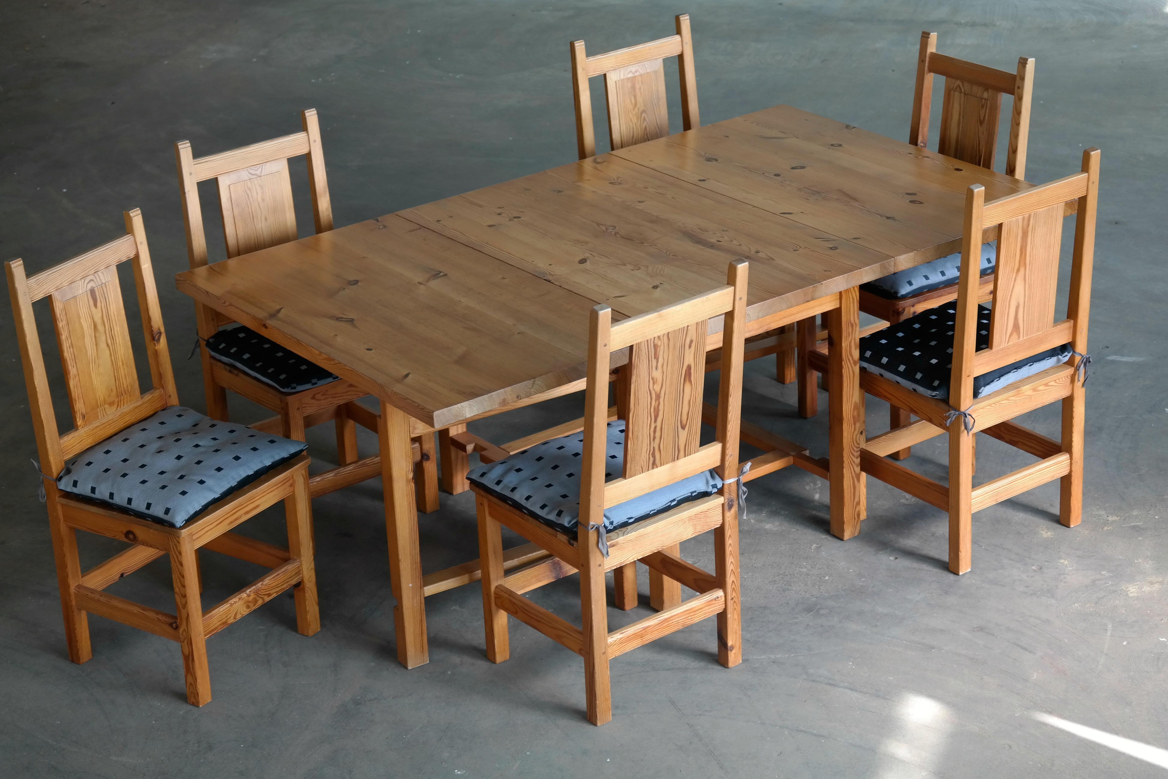 Set of Six Modern Danish Rustic Danish Chairs in Solid Knotty Pine 3