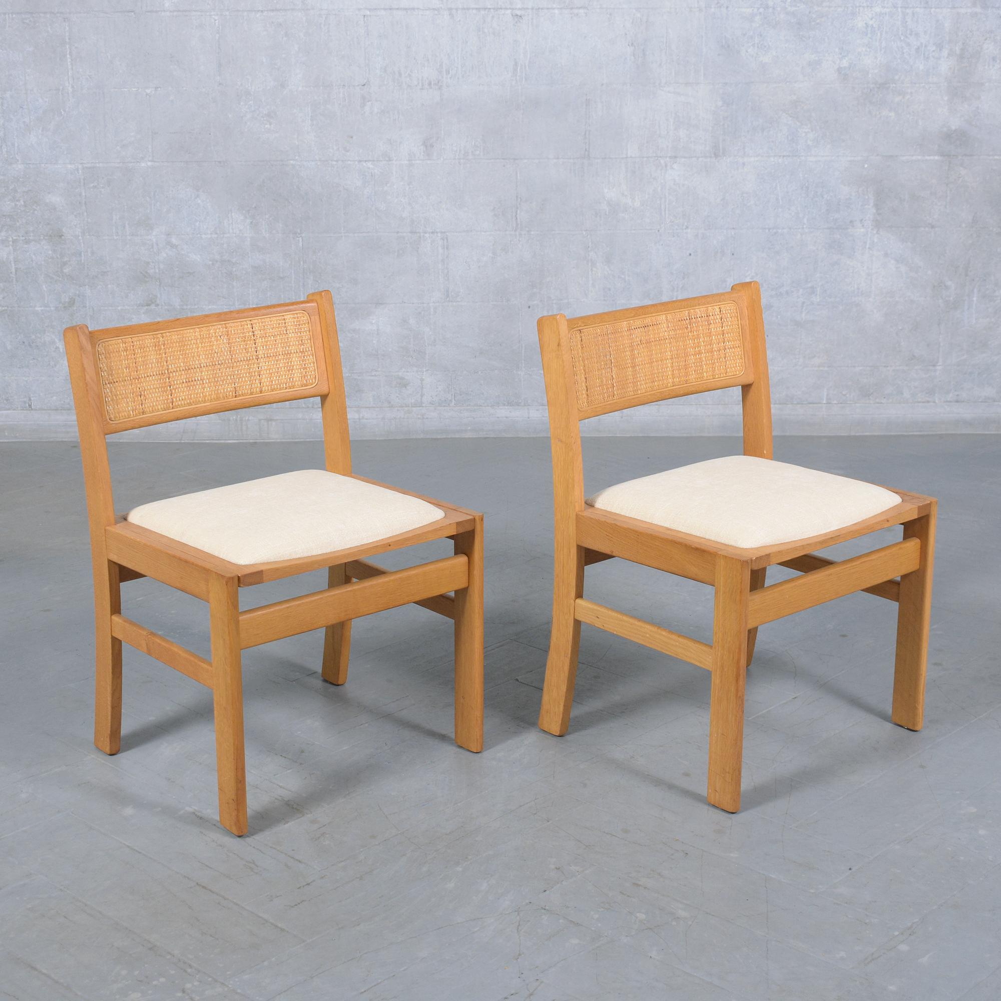 Fin du 20e siècle Ensemble de six chaises de salle à manger danoises en teck de style Kurt Ostervig avec dossiers en rotin en vente