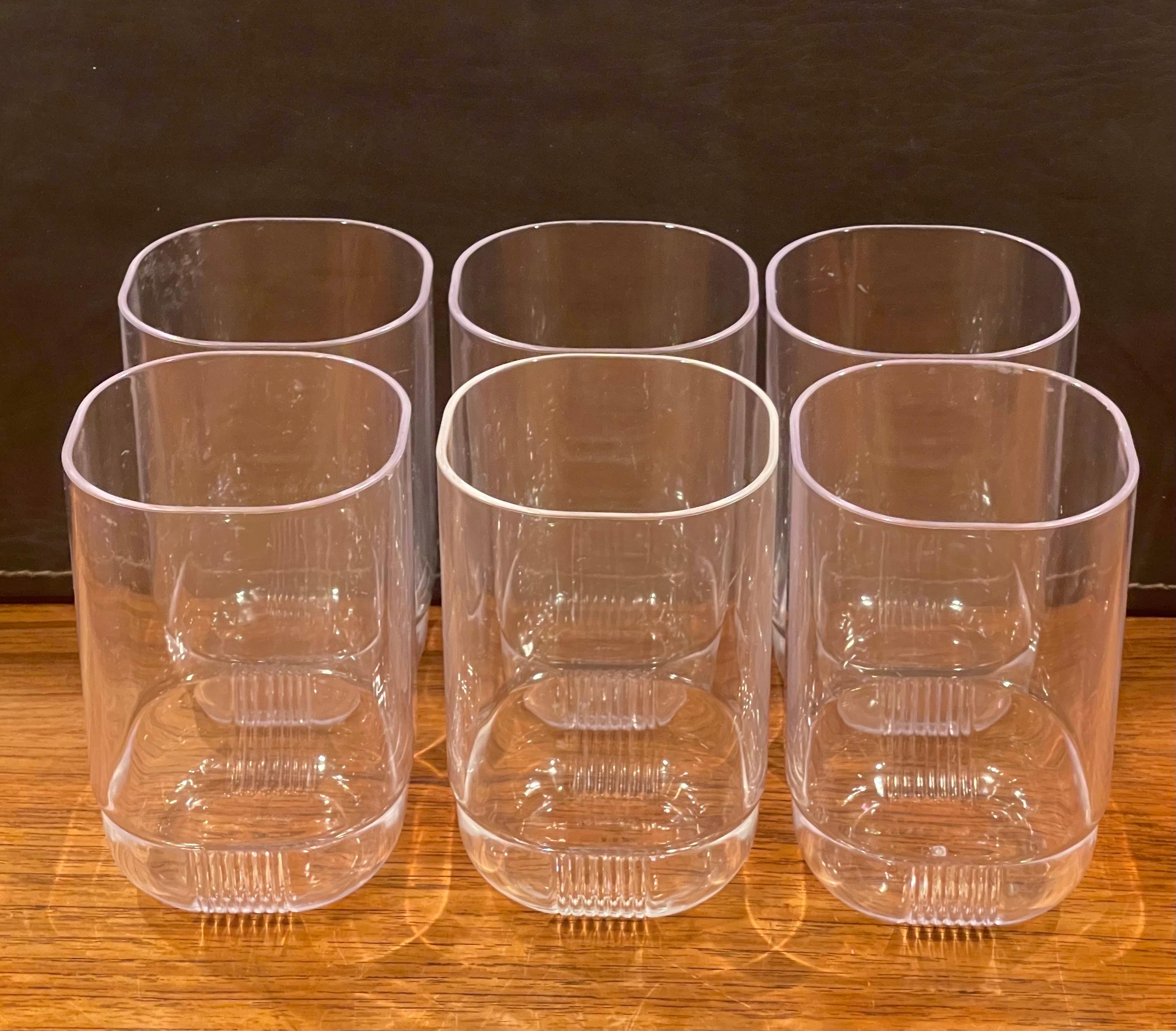 Italian Set of Six Modern Lucite Drinking Glasses by Guzzini For Sale