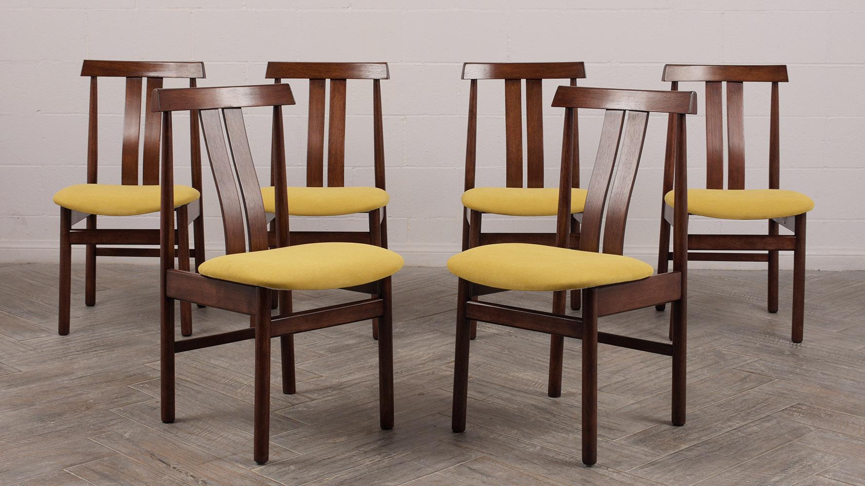 Set of Six Modern Style Korean Dining Room Chairs 1