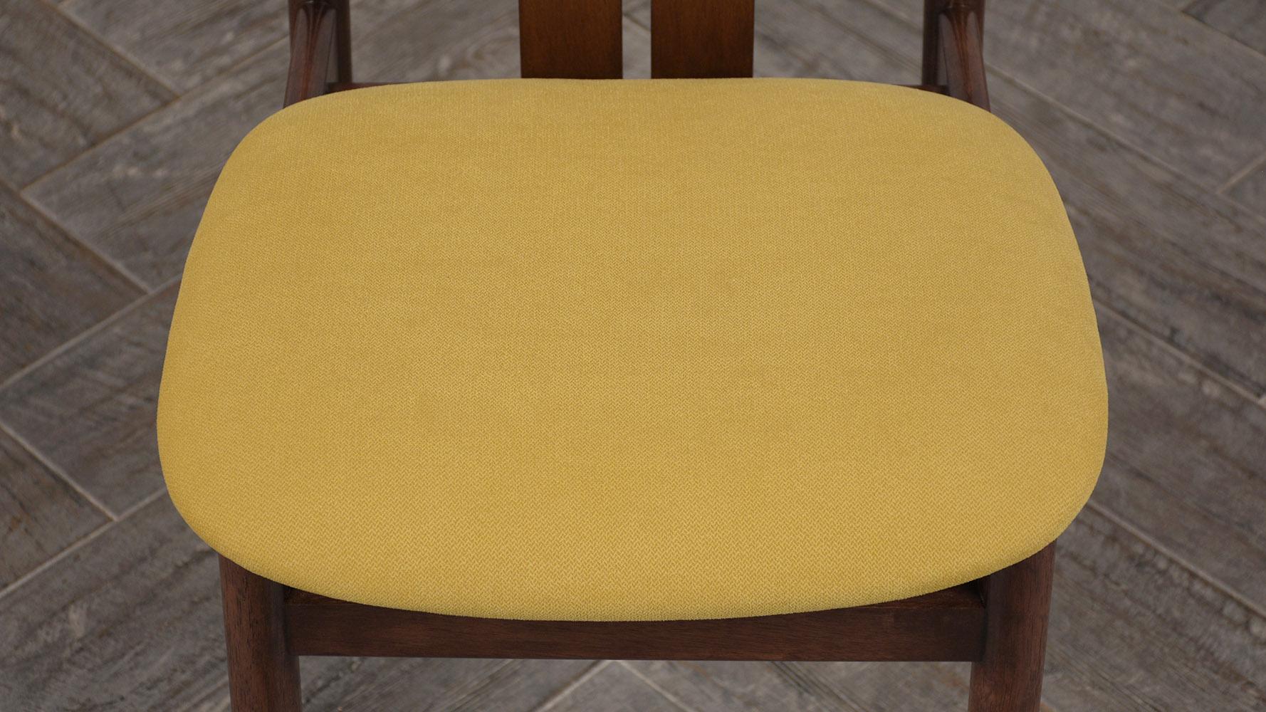 Carved Set of Six Modern Style Korean Dining Room Chairs