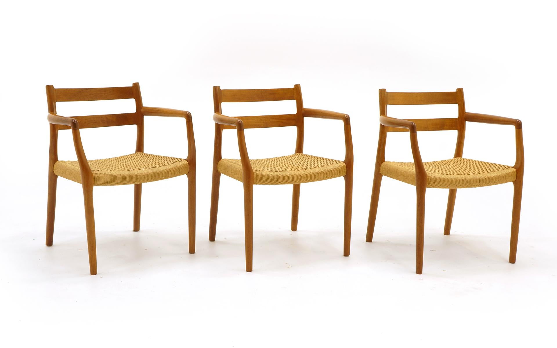 Scandinavian Modern Set of Six Moller Dining Chairs, All Armchairs, Teak and Paper Cord Seats