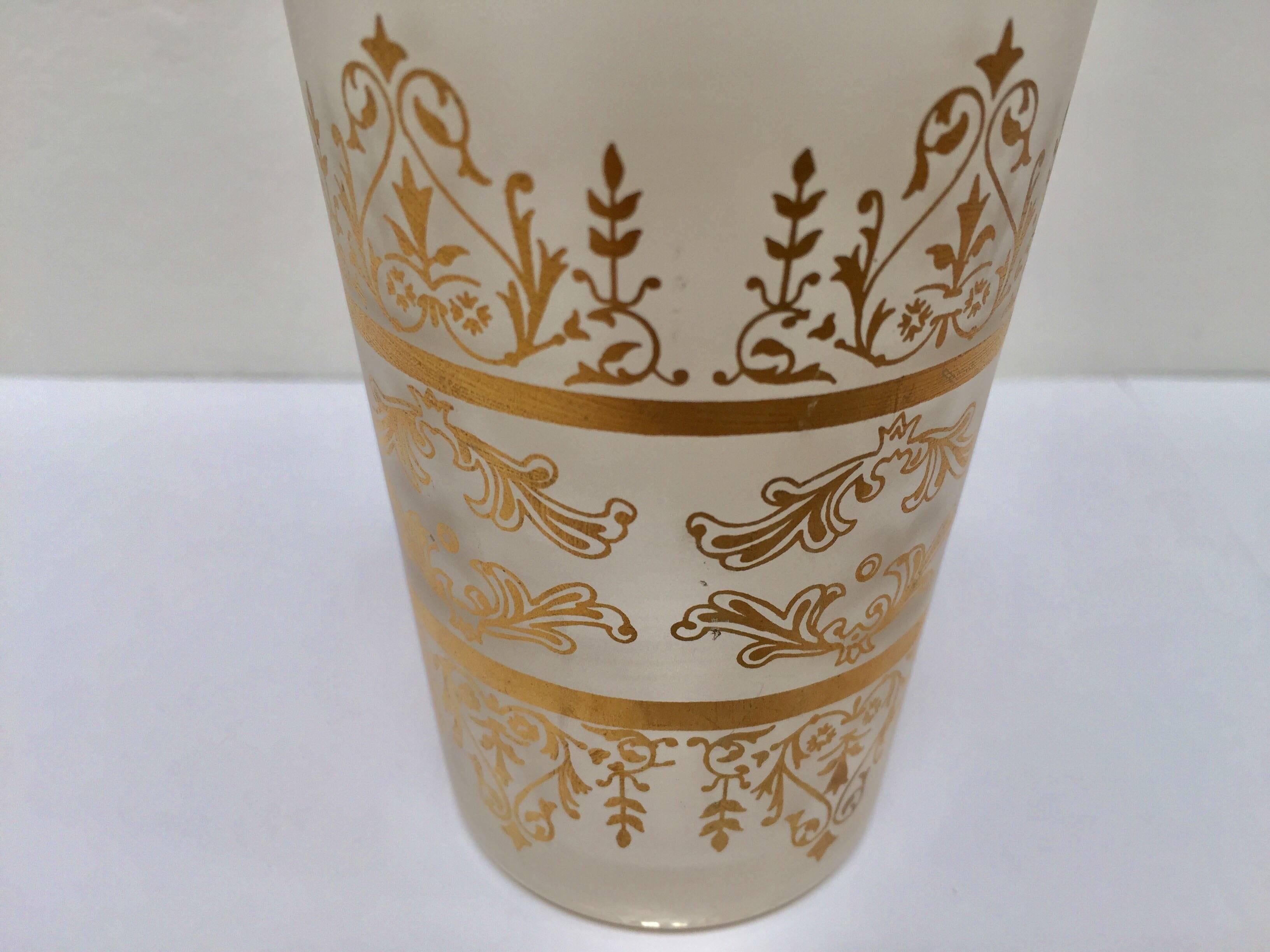 Moroccan Moorish White Frosted and Gold Glasses In Good Condition In North Hollywood, CA