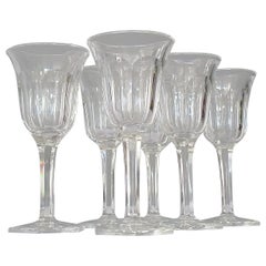 Set von sechs Moser Art Deco facettierten Kristallschliff-Likörgläsern im Baccarat-Stil 1920