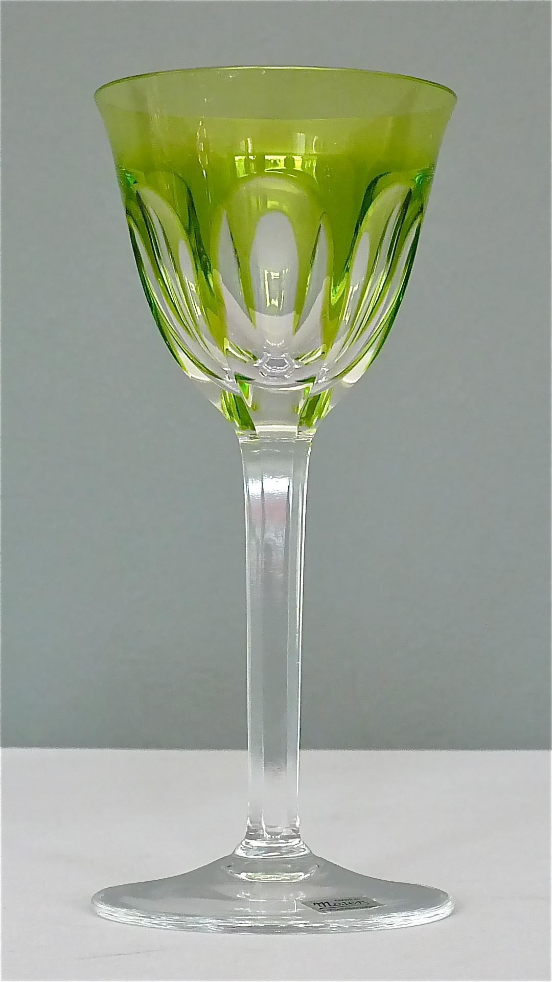 Mid-Century Modern Ensemble de six verres à vin Moser en cristal taillé:: style Saint Louis Baccarat