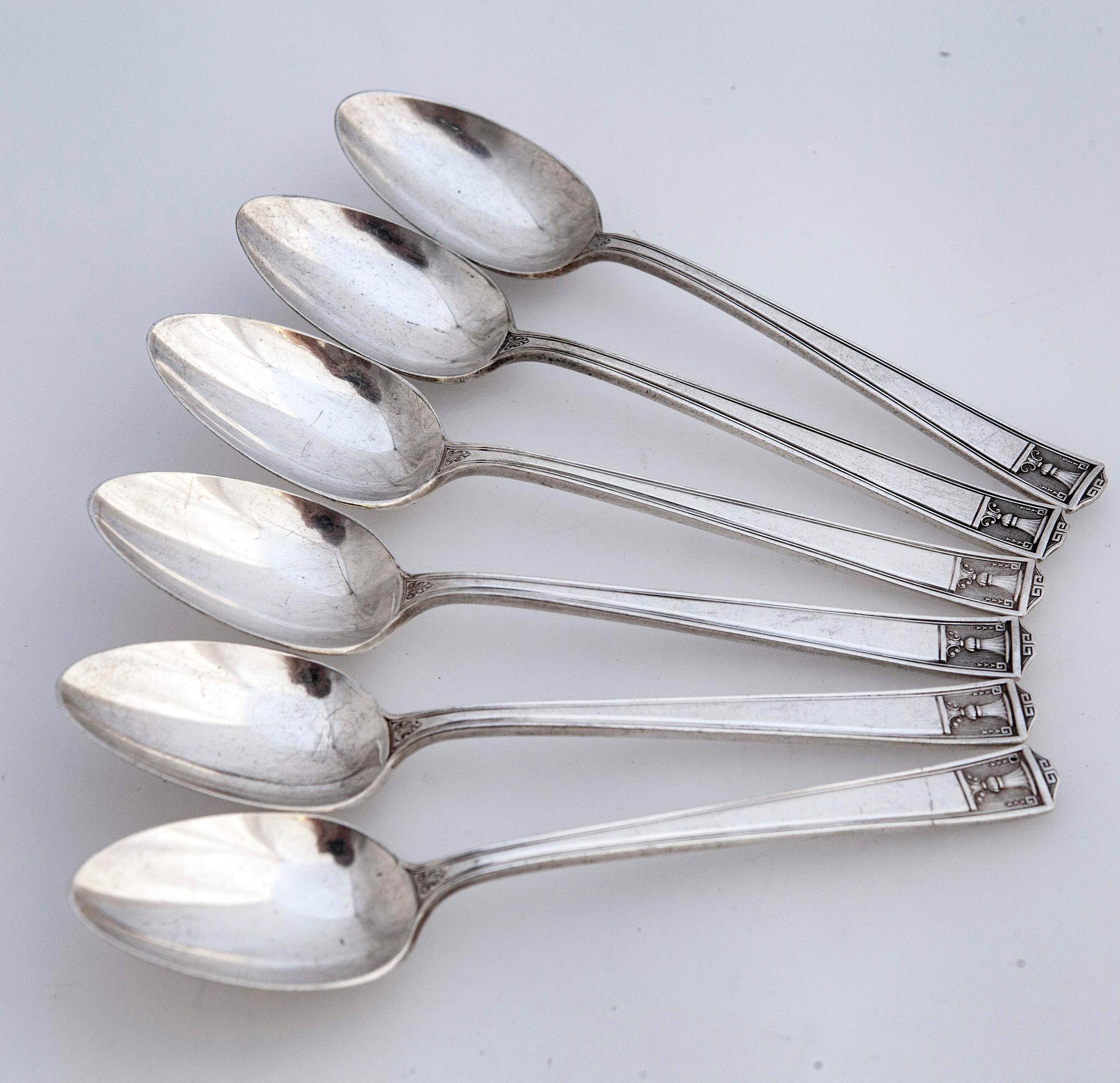 Neoclassical Revival Set of Six Neoclassical 20th Century teaspoons by Holmes & Edwards. For Sale