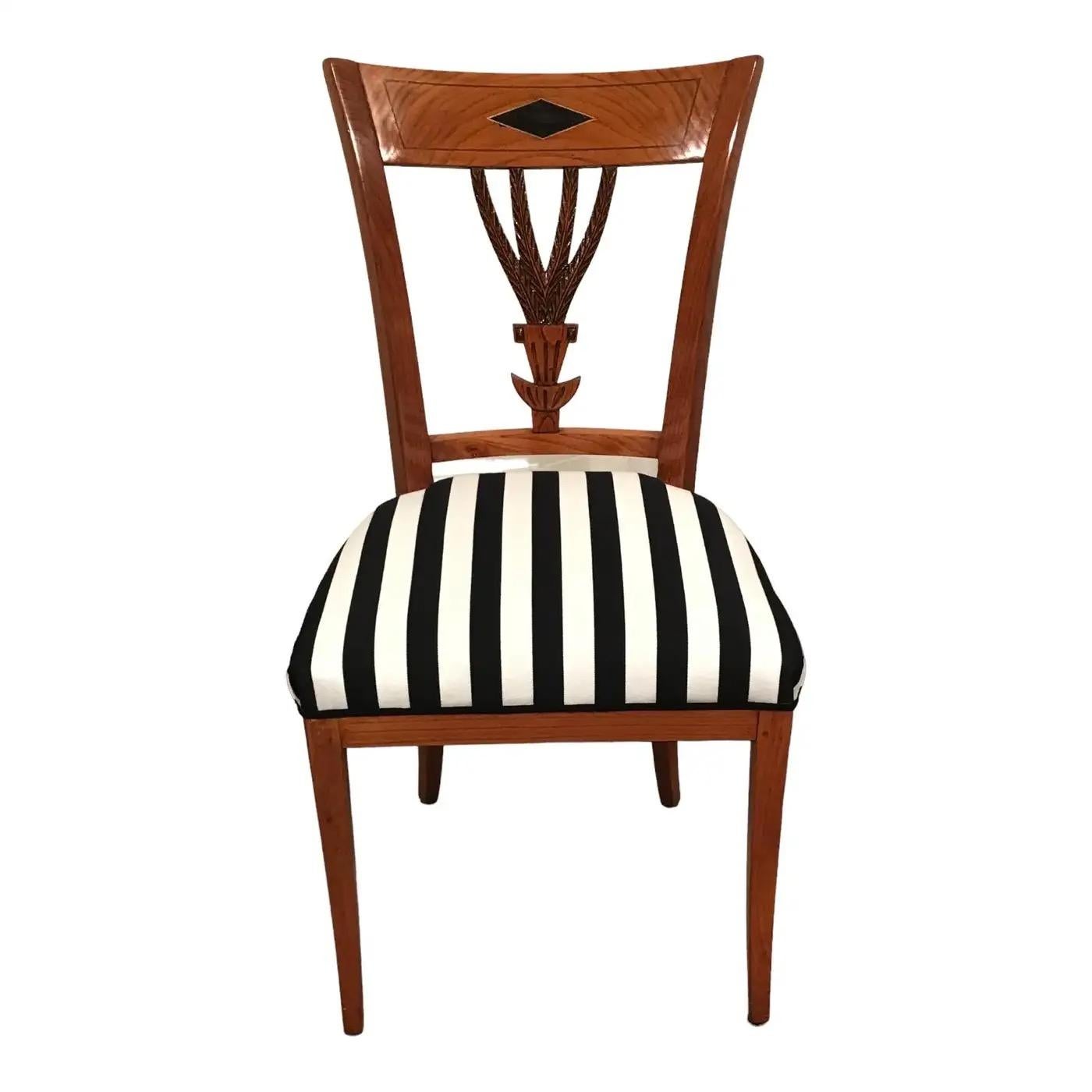 Elm Set of six Neoclassical Dining Room Chairs, Germany 1810-30 For Sale