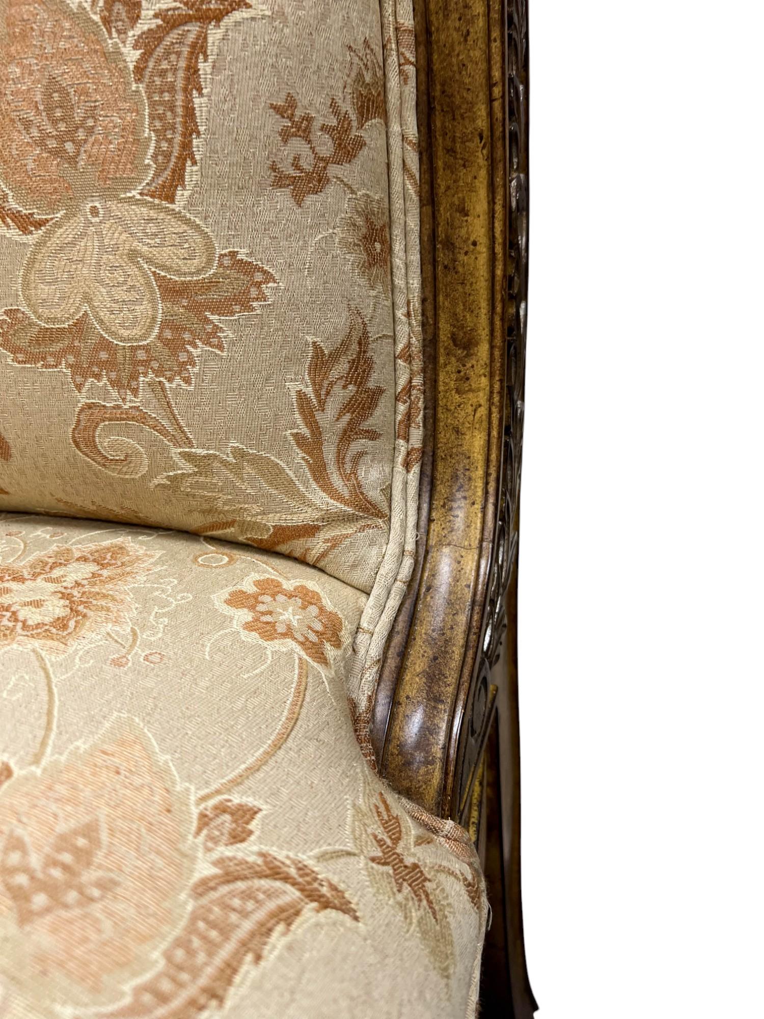 Set di sei sedie da pranzo neoclassiche con schienale alto in vendita 6
