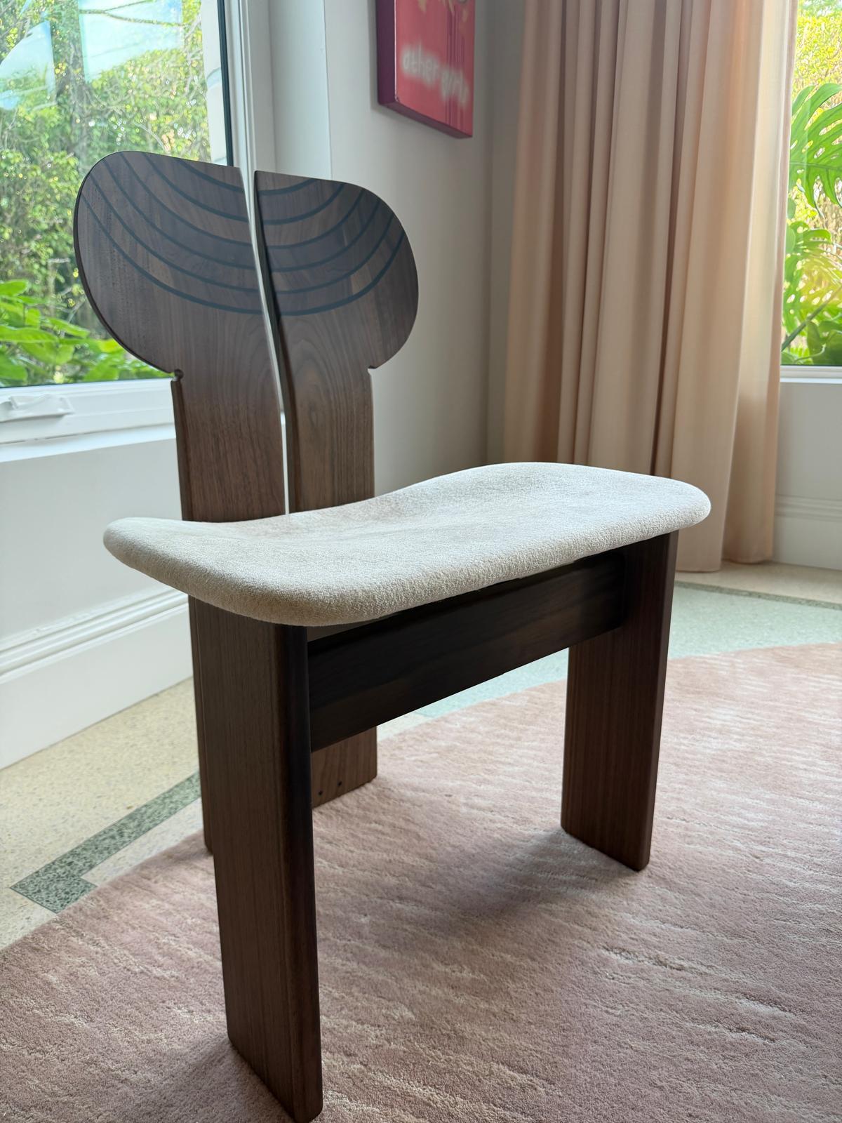 Sechs neue Tacchini Africa Stühle von Afra & Tobia Scarpa auf Lager im Angebot 2