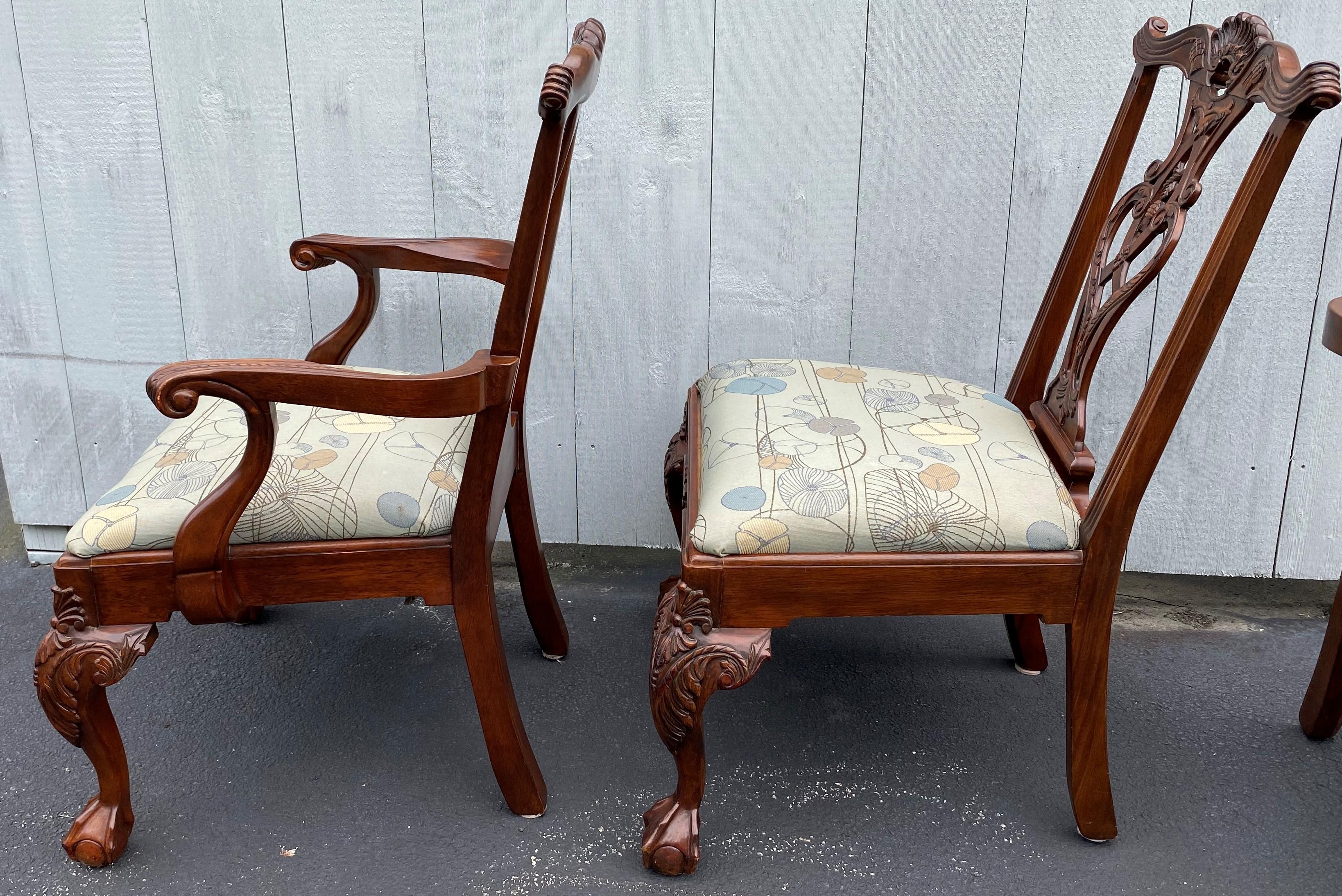 Set of Six Nicely Carved Chippendale Style Mahogany Dining Chairs 2