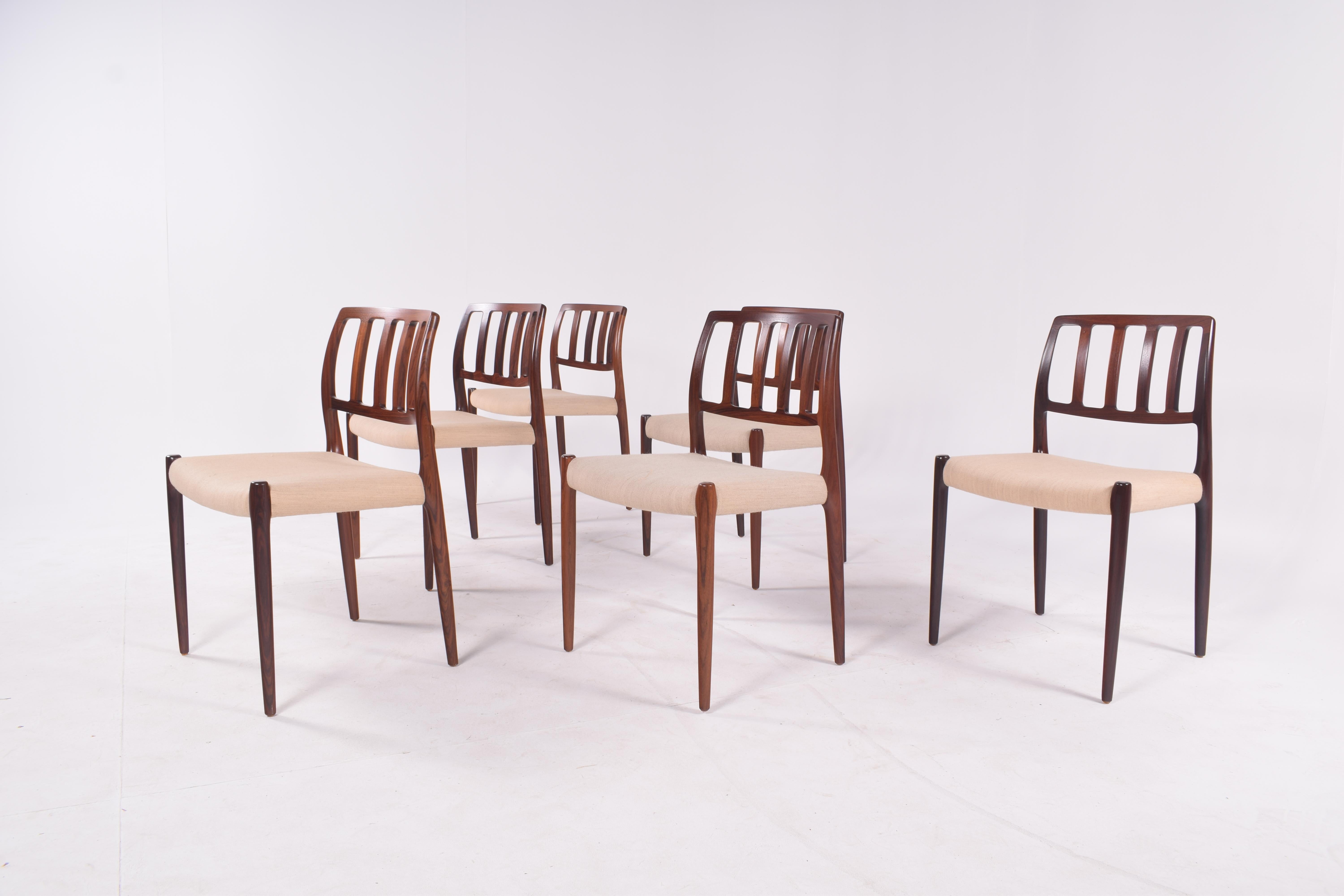 Set of Six Niels Møller “Model 83” Rosewood Dining Chairs for J.L. Møller In Good Condition In Lisboa, Lisboa
