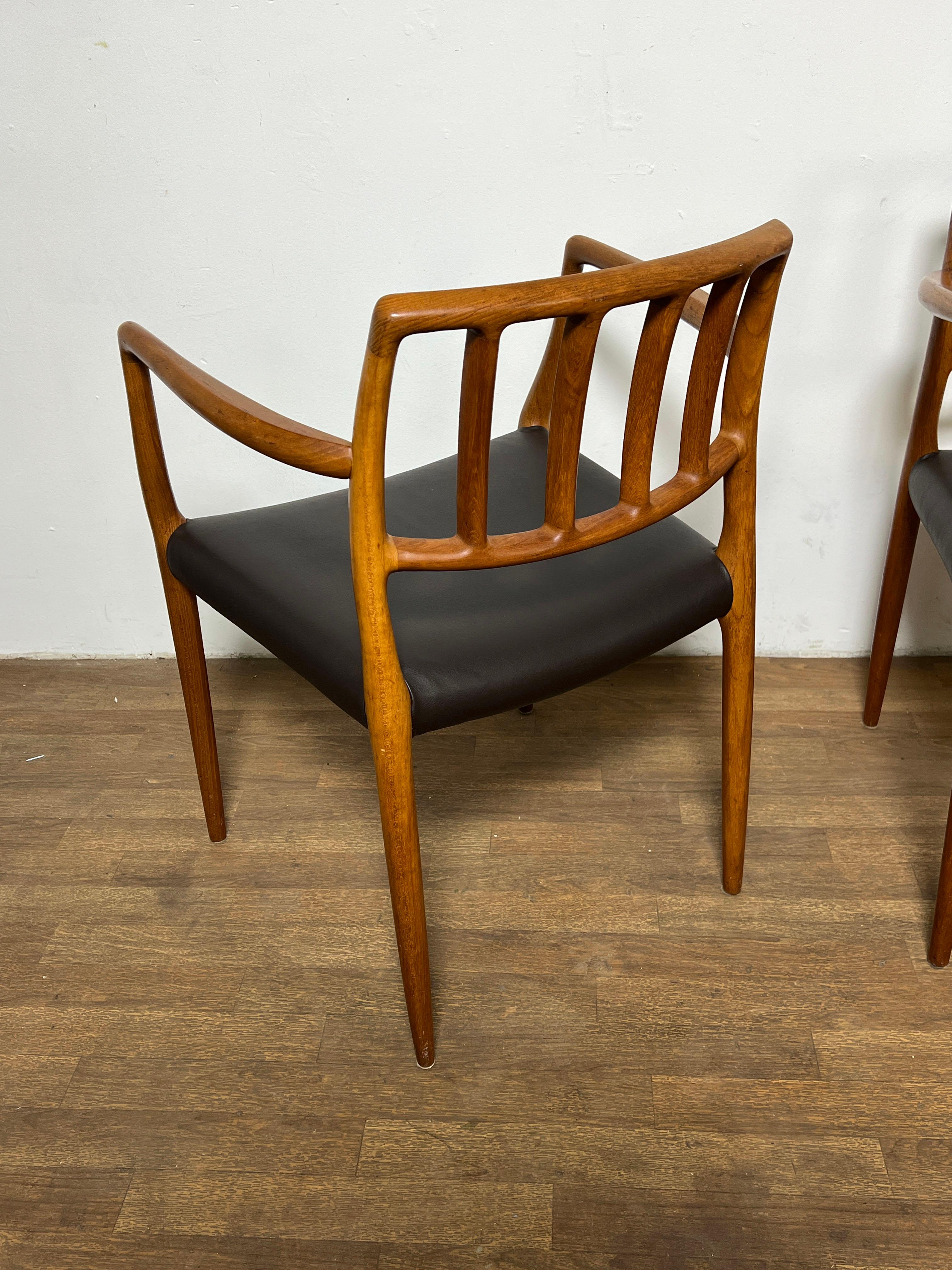 Tappezzeria Set di sei sedie da pranzo in teak danese Niels Moller, circa anni '70 in vendita