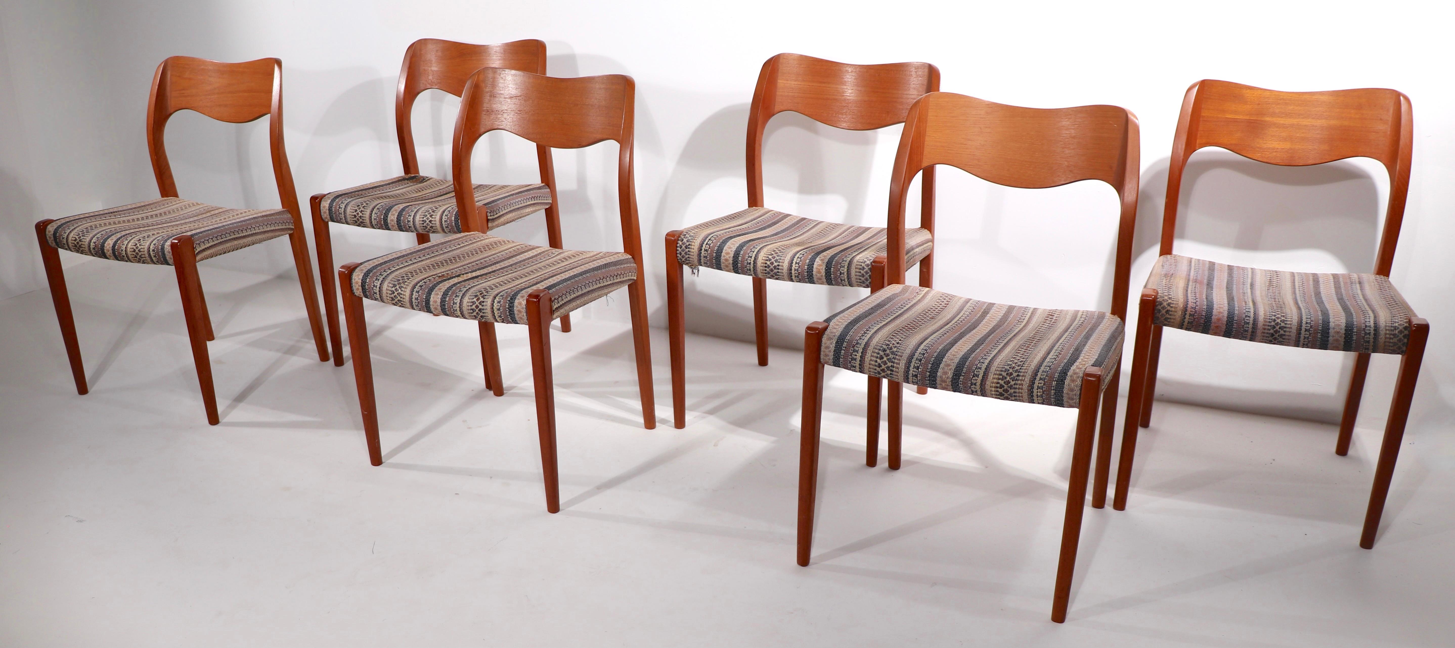 Teak Set of Six Niels Moller Design Dinging Chairs Model 71 by J.L. Mollers Denmark