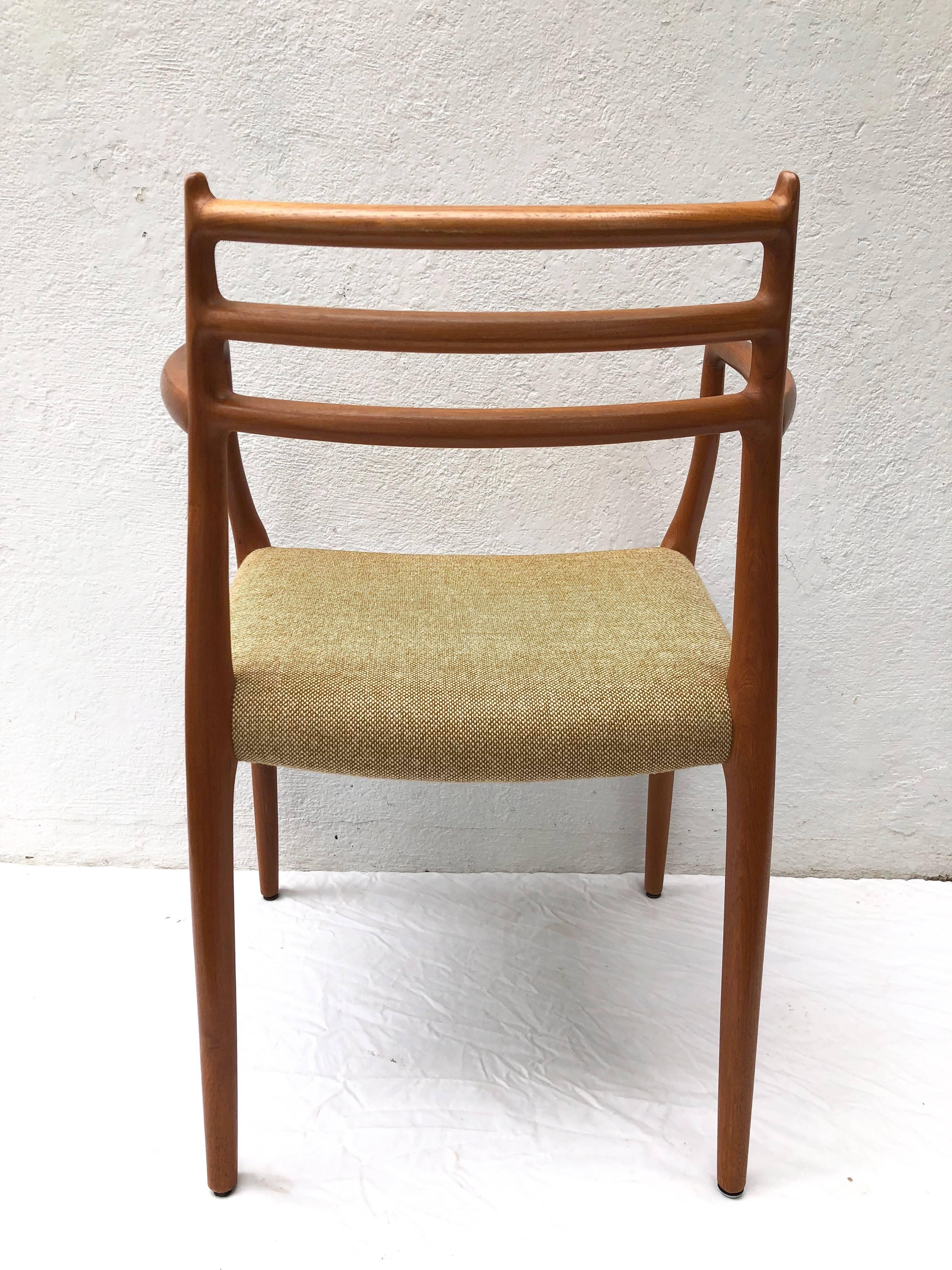 Set of Six Niels Moller Dining Chairs 8