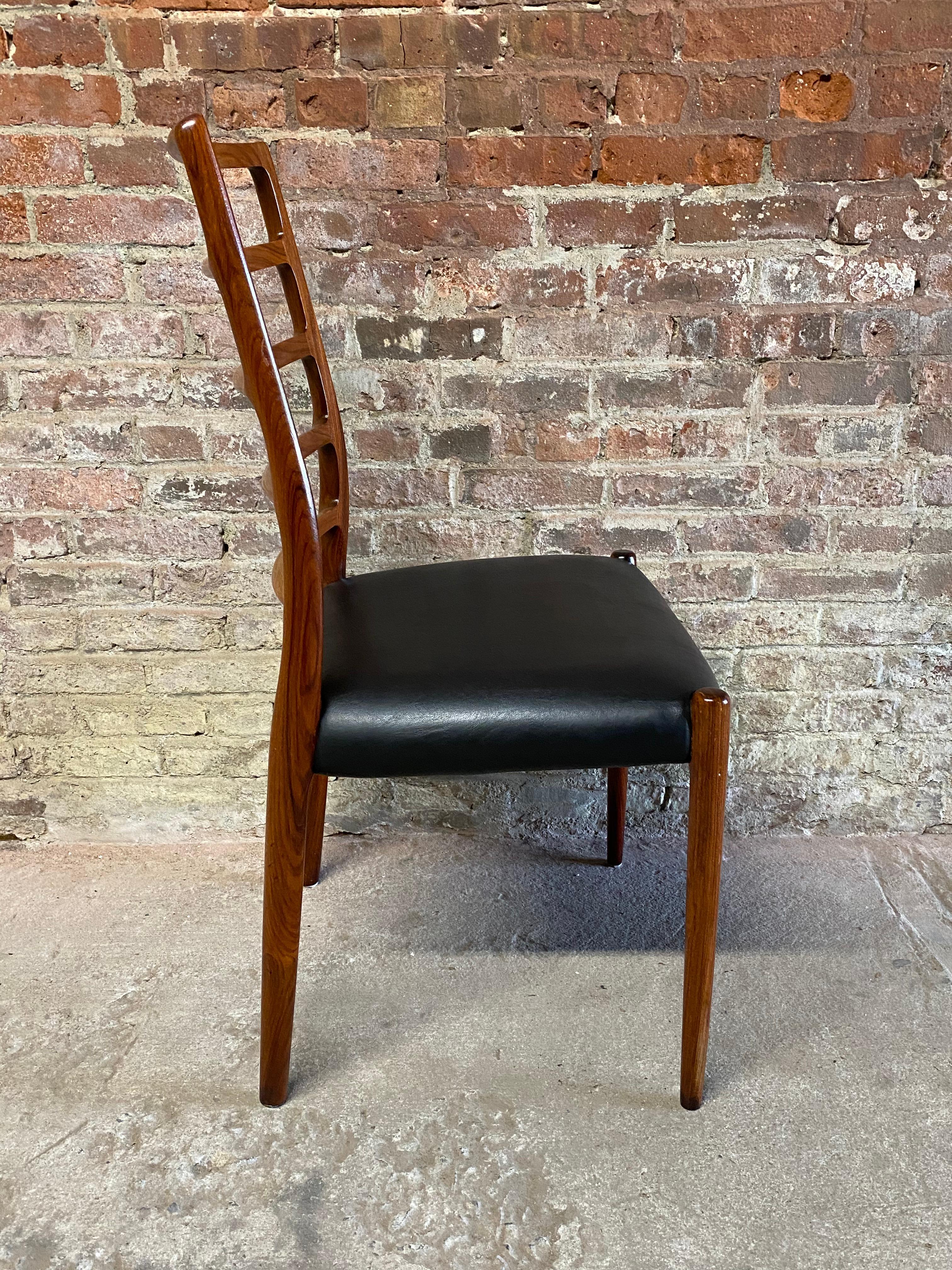 Set of Six Niels Otto Moller Ladder Model 82 Back Dining Chairs 4