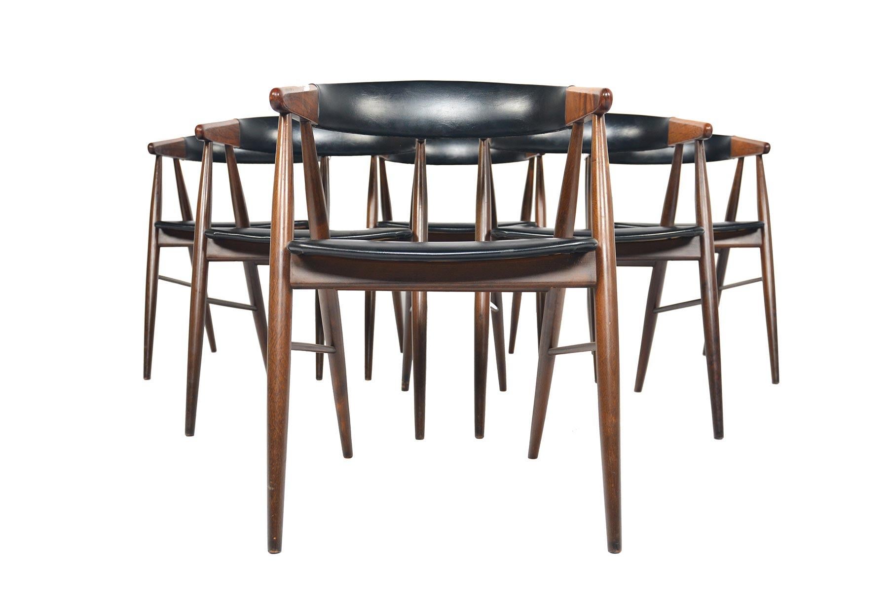 Mid-Century Modern Set of Six Nova Mobler Danish Dining Armchairs in Rosewood, Midcentury