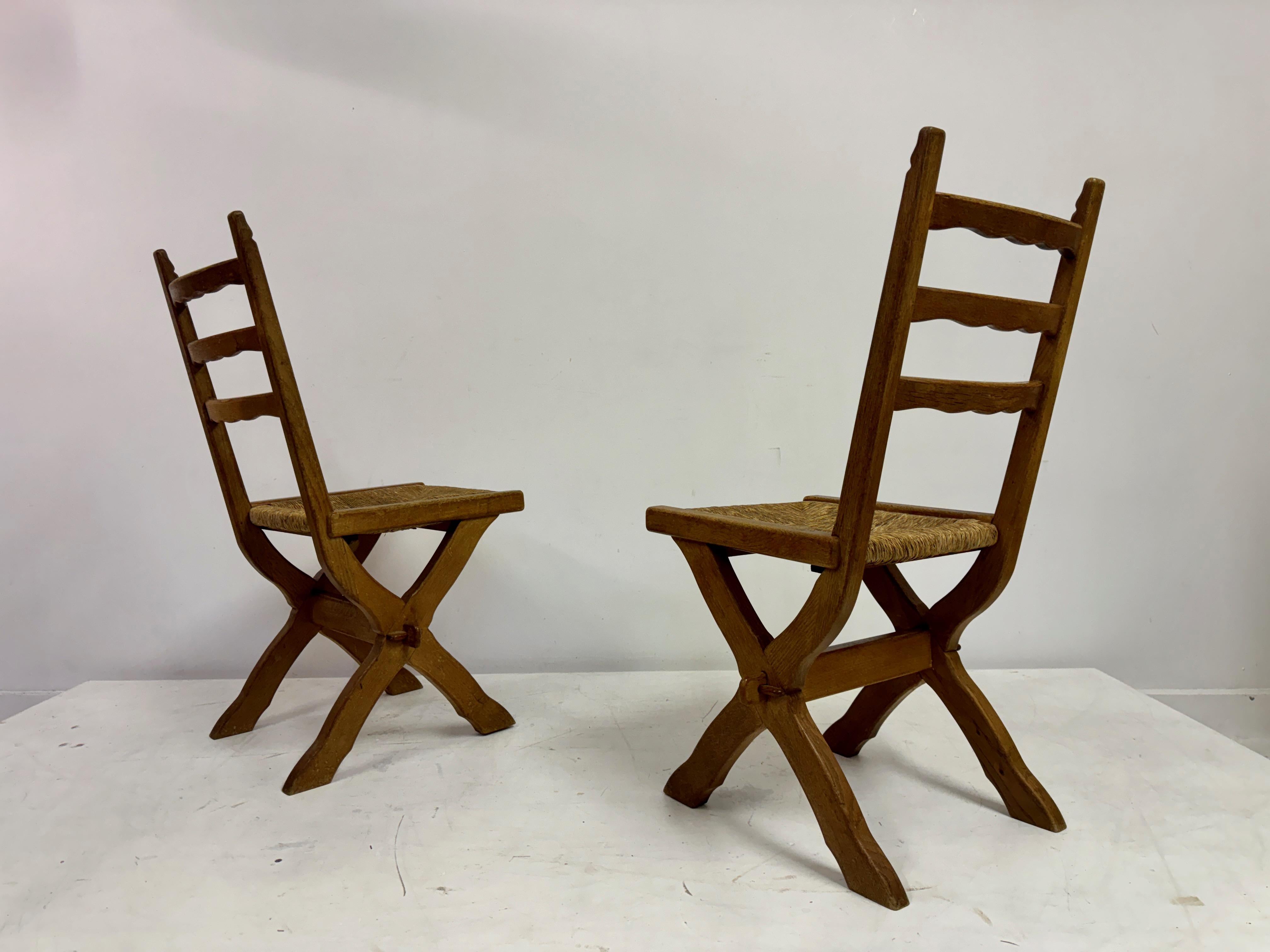 Set of Six Oak and Rush X Legged Dining Chairs For Sale 10