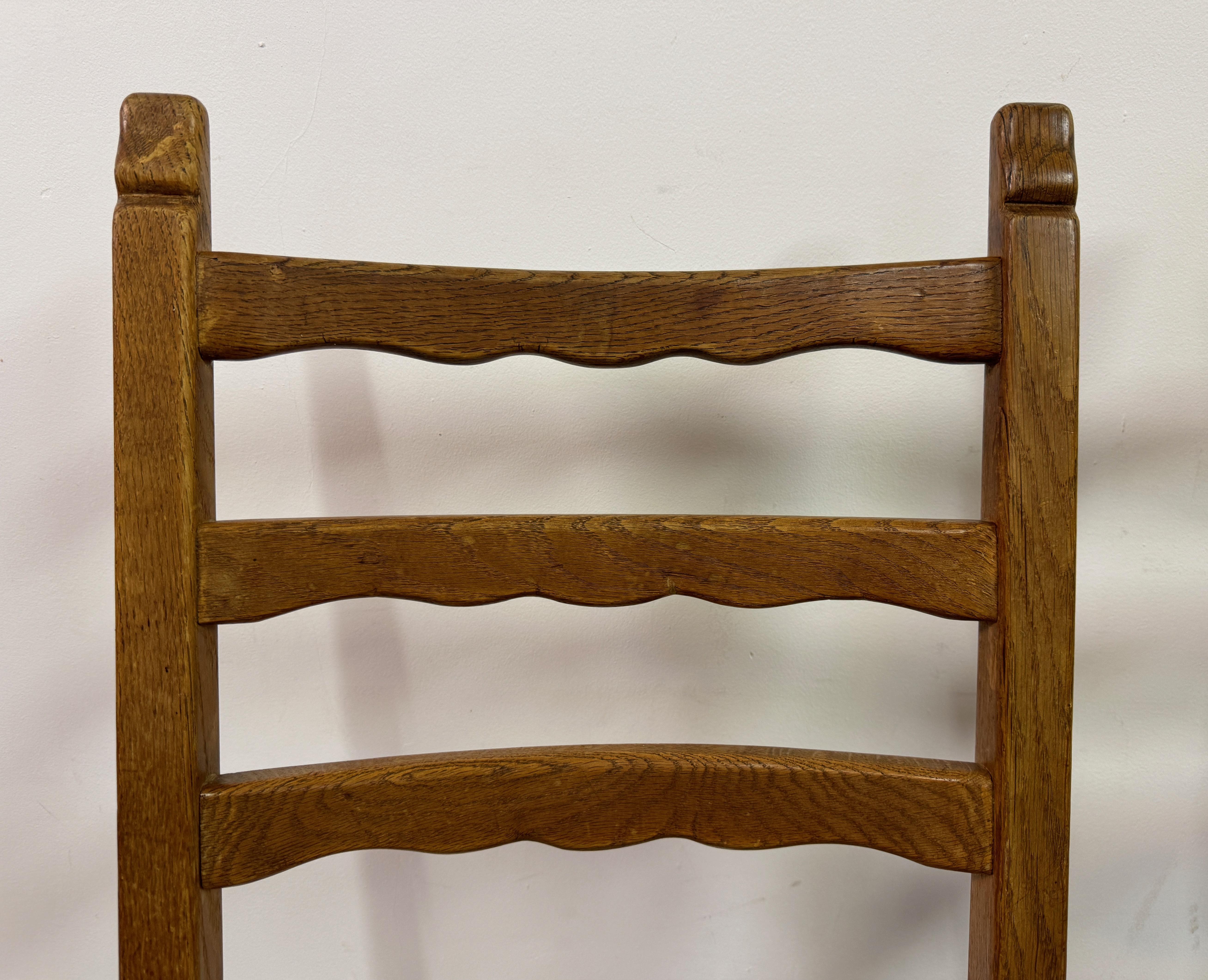 Set of Six Oak and Rush X Legged Dining Chairs In Good Condition For Sale In London, London