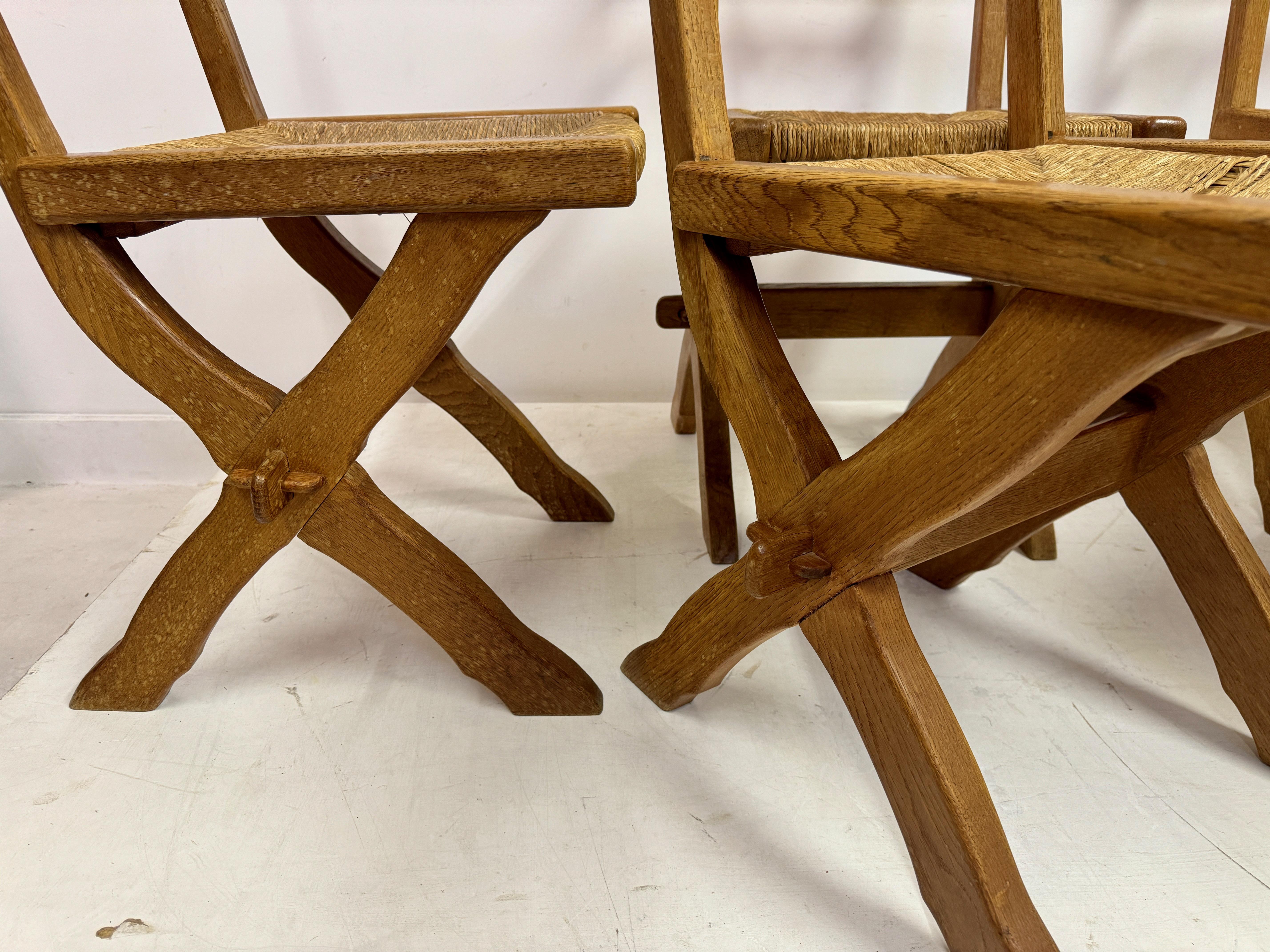 Set di sei sedie da pranzo con gambe a X in Oak e giunco in vendita 2