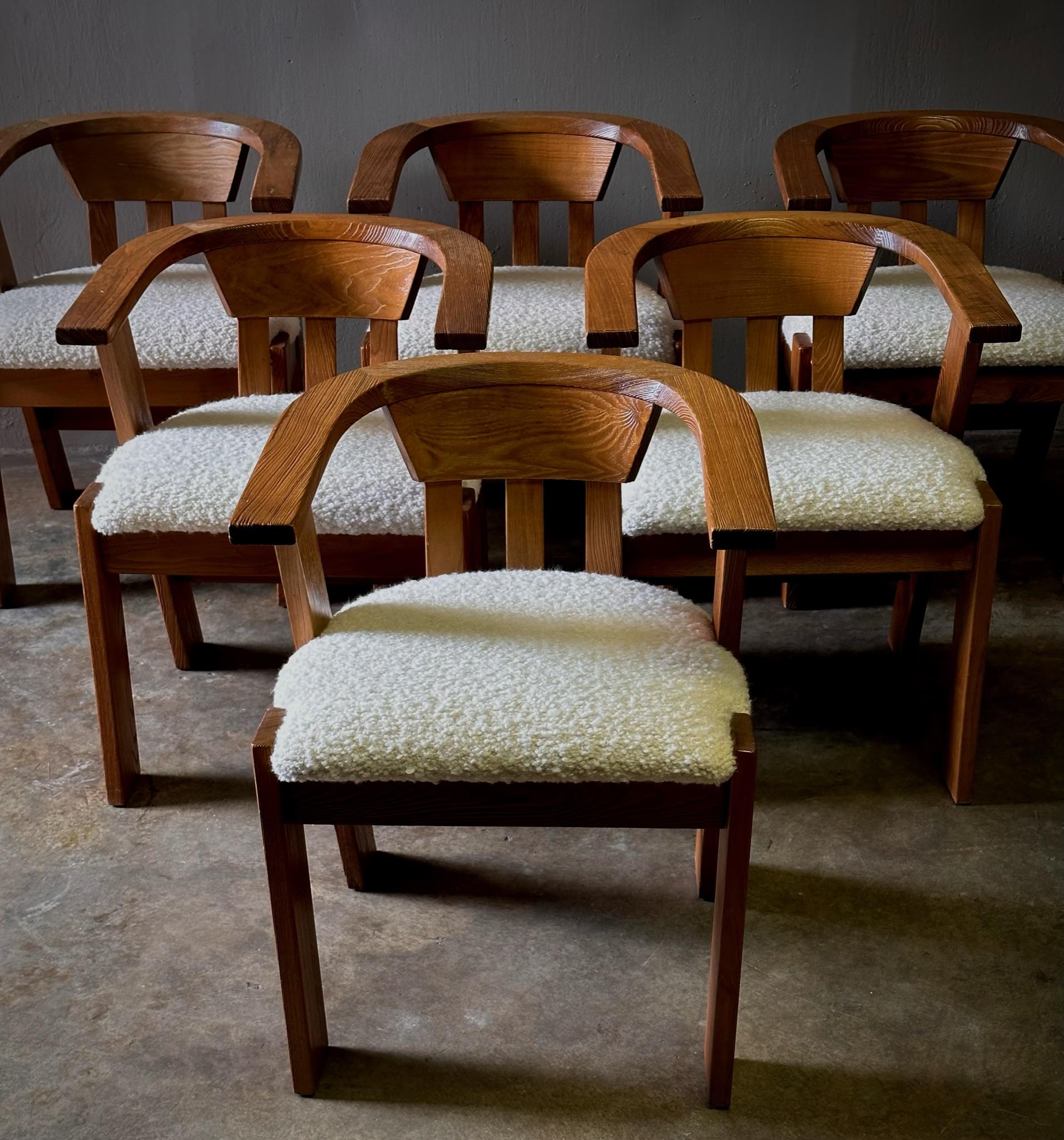 Set of Six Oak Dining Chairs by De Puydt 7