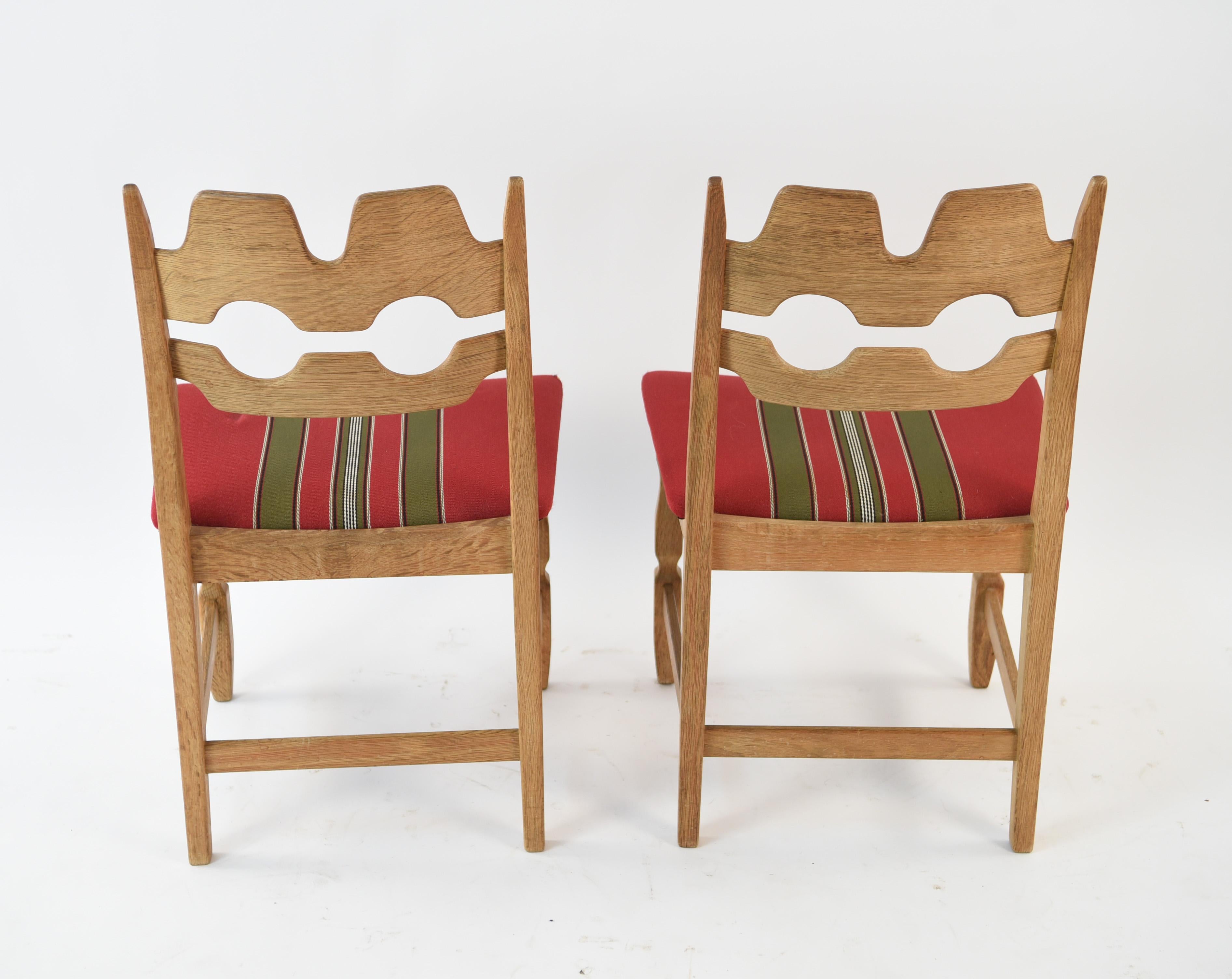 Set of 'Six' Oak Dining Chairs by Henning Kjærnulf, 1960s 5