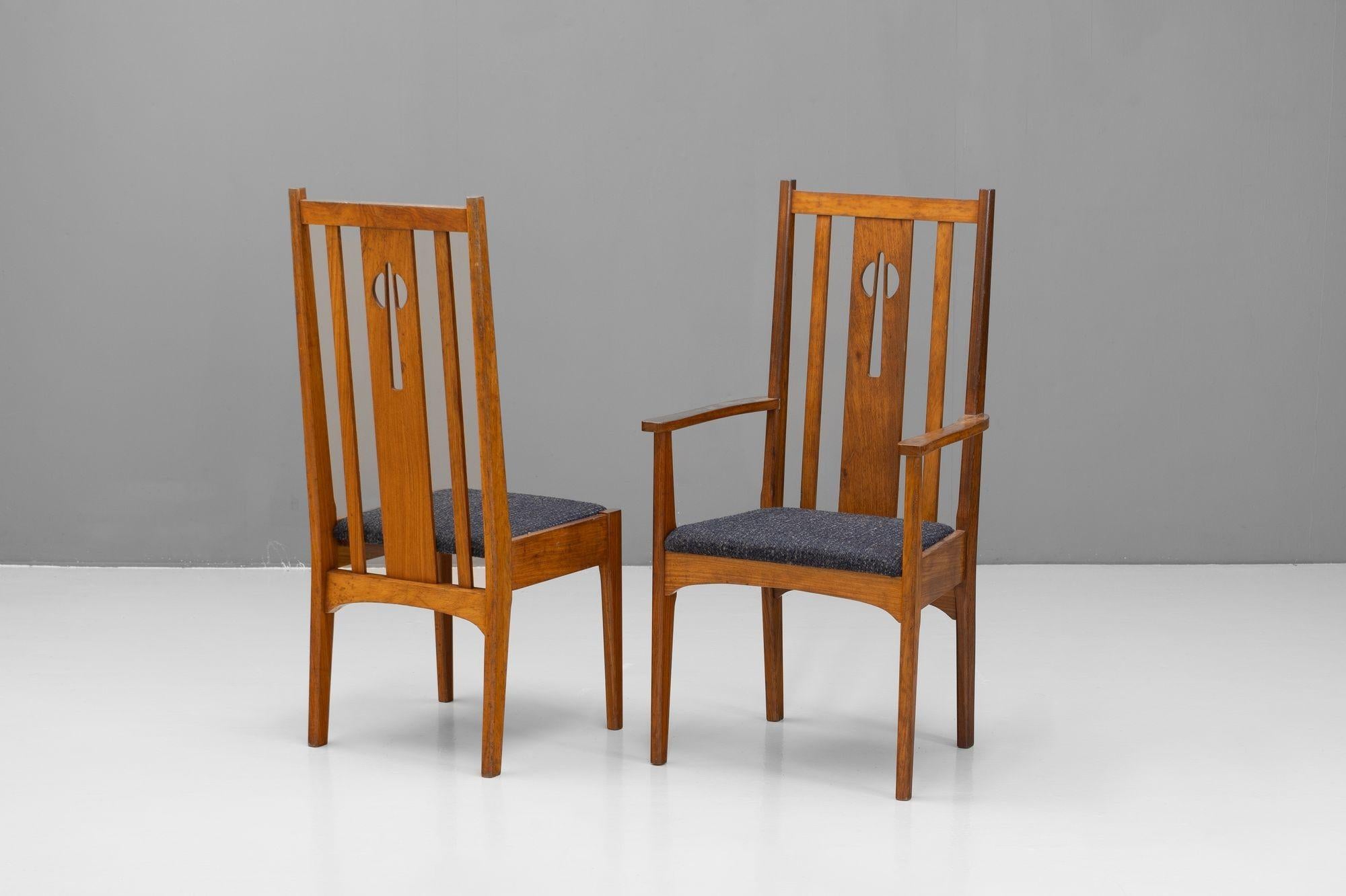 Set of Six Oak Dining Chairs im Zustand „Gut“ im Angebot in London, England