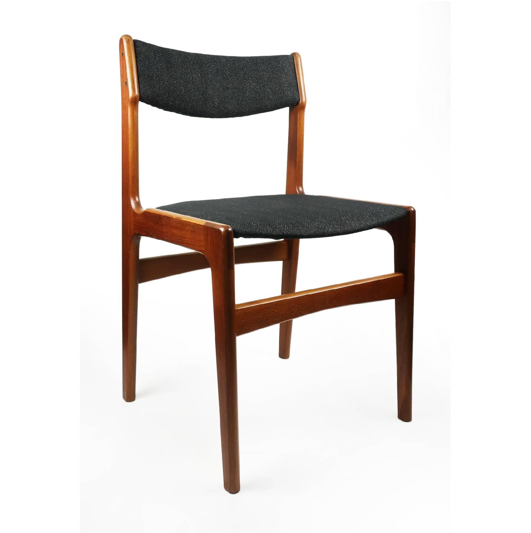 Scandinavian Modern Set of Six of Danish Modern Dining Chairs, Erik Buch for Anderstrup Møbelfabrik