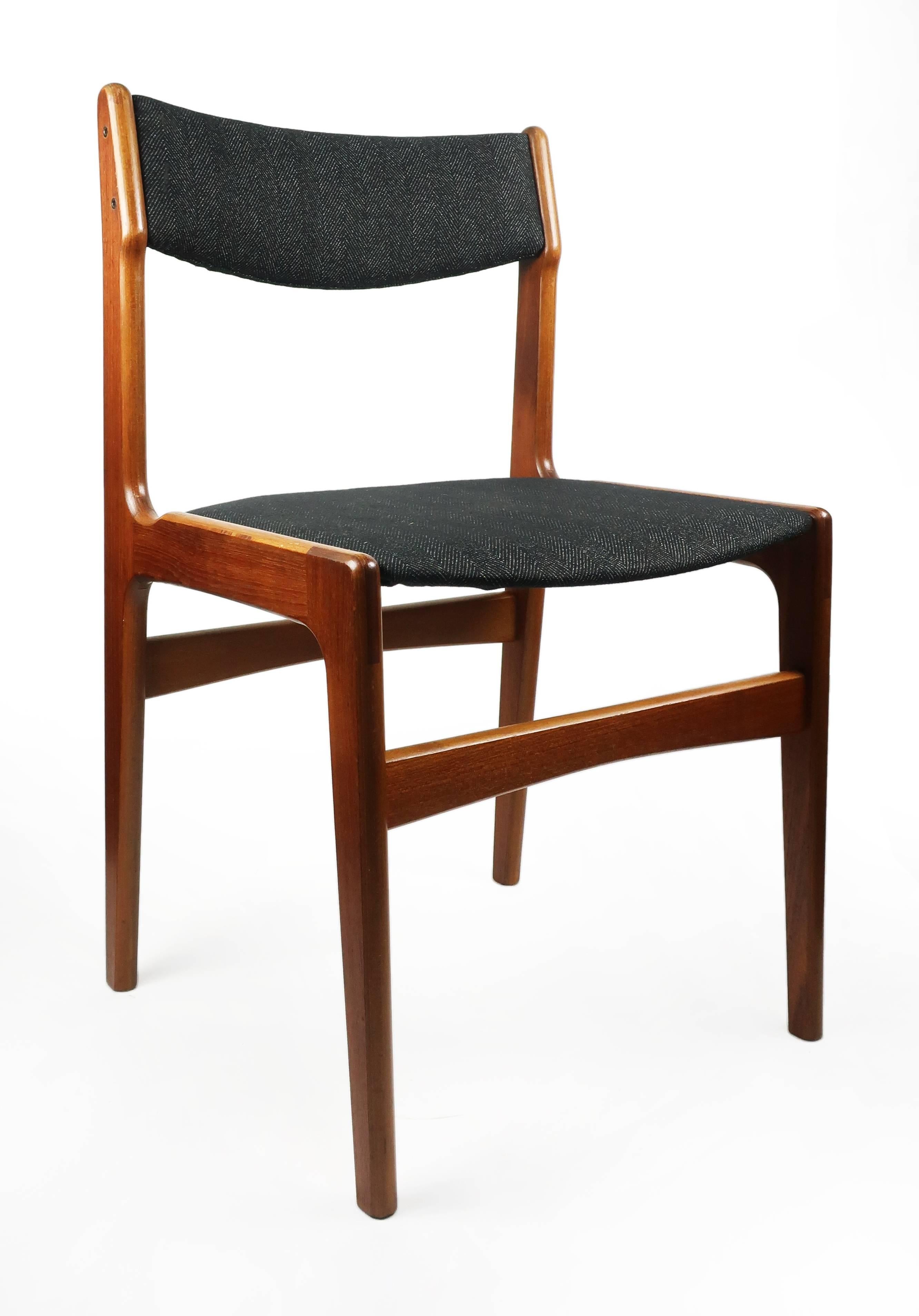 Set of Six of Danish Modern Dining Chairs, Erik Buch for Anderstrup Møbelfabrik In Excellent Condition In Brooklyn, NY