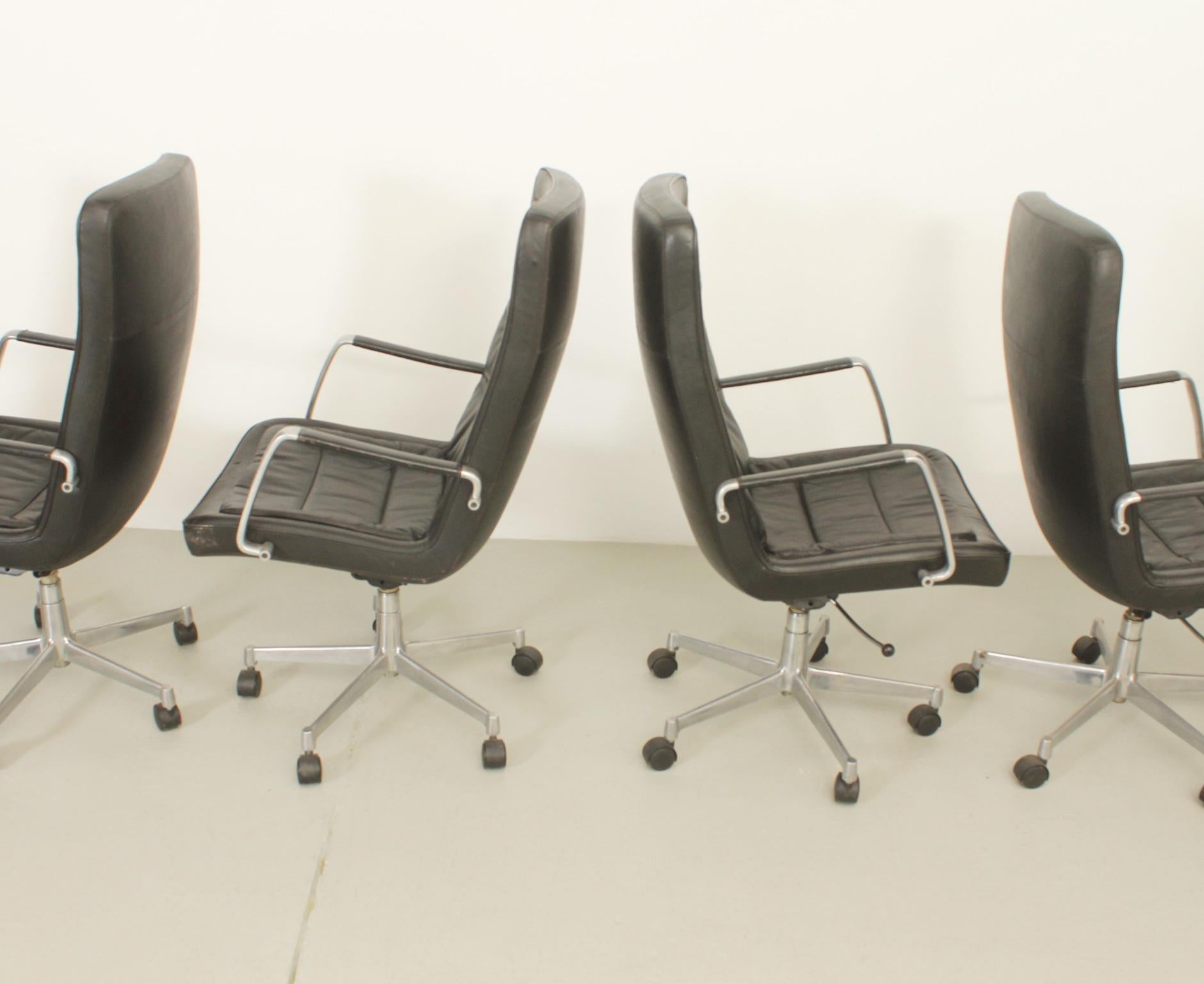 Set of Six Office Chairs by Jørgen Kastholm for Kill International, Germany For Sale 3