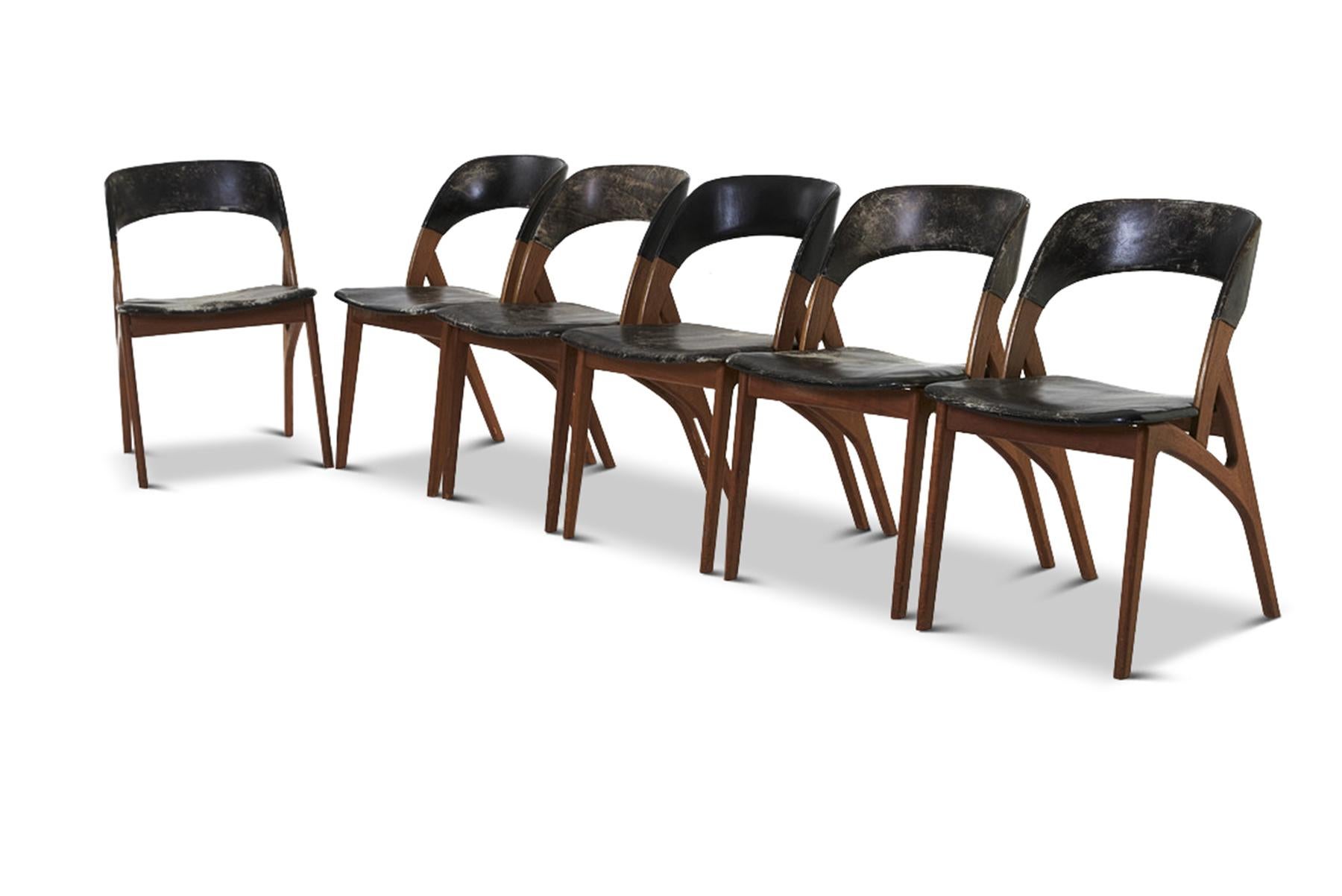 Danish Set of Six Organic Teak Dining Chairs in Black Leather For Sale