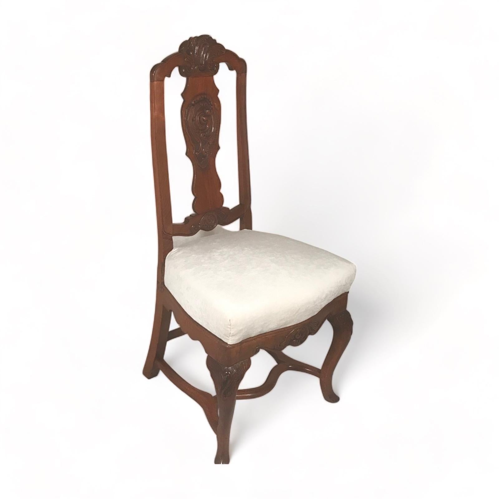 Allemand Ensemble de six chaises baroques originales, Allemagne 1750-60 en vente