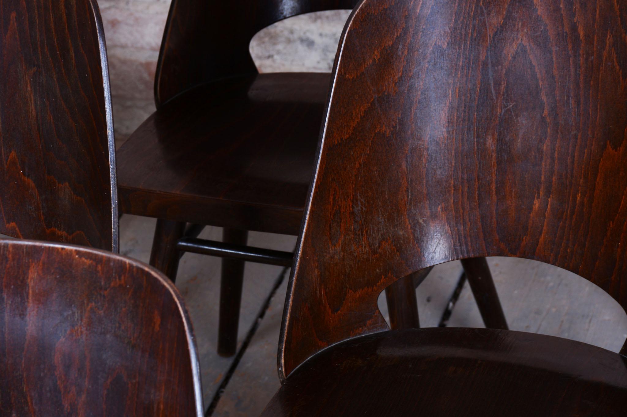 Mid-Century Modern Ensemble de six chaises originales du milieu du siècle, par Oswald Heardtl, Beeche, République tchèque, années 1950 en vente