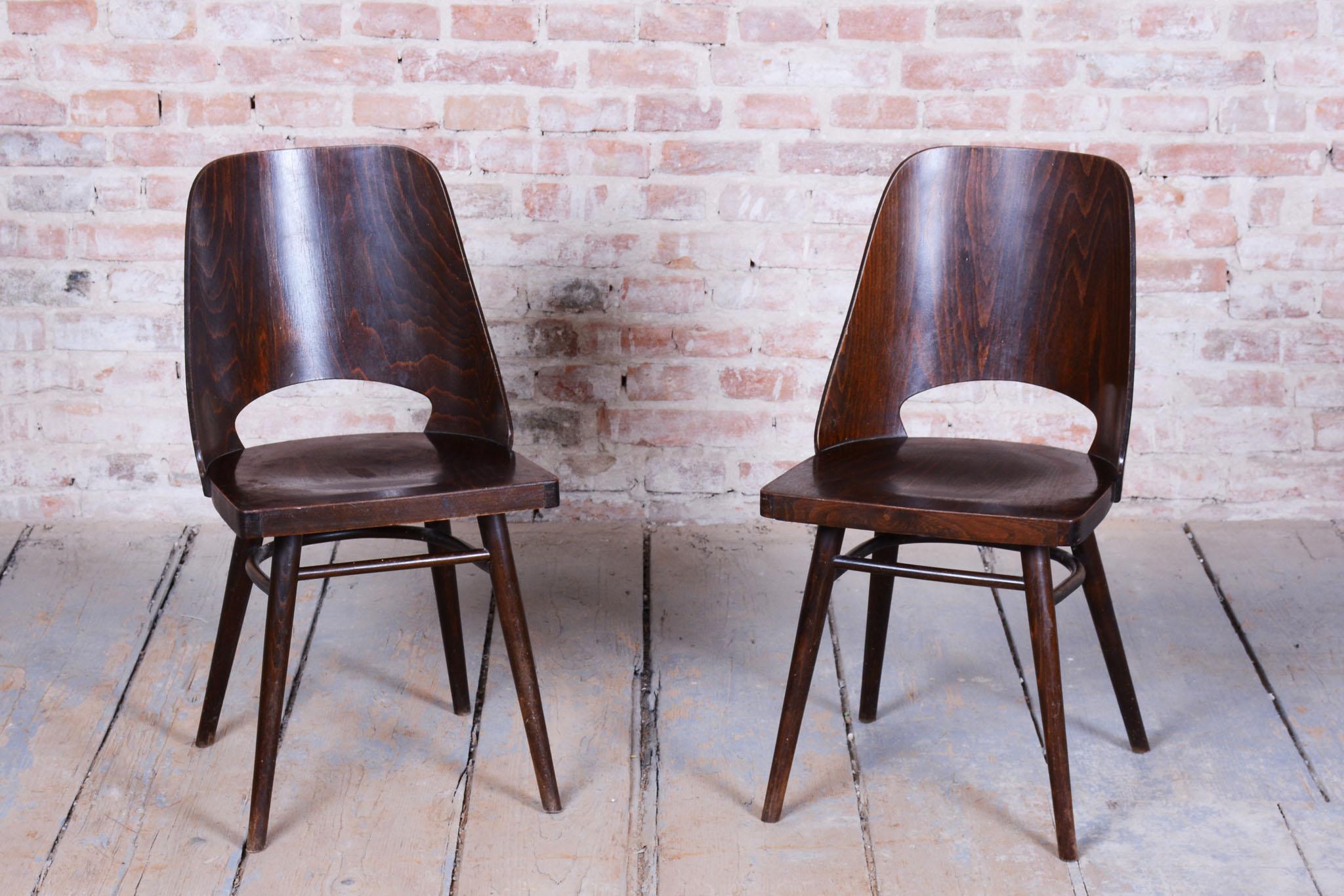 Ensemble de six chaises originales du milieu du siècle, par Oswald Heardtl, Beeche, République tchèque, années 1950 en vente 1