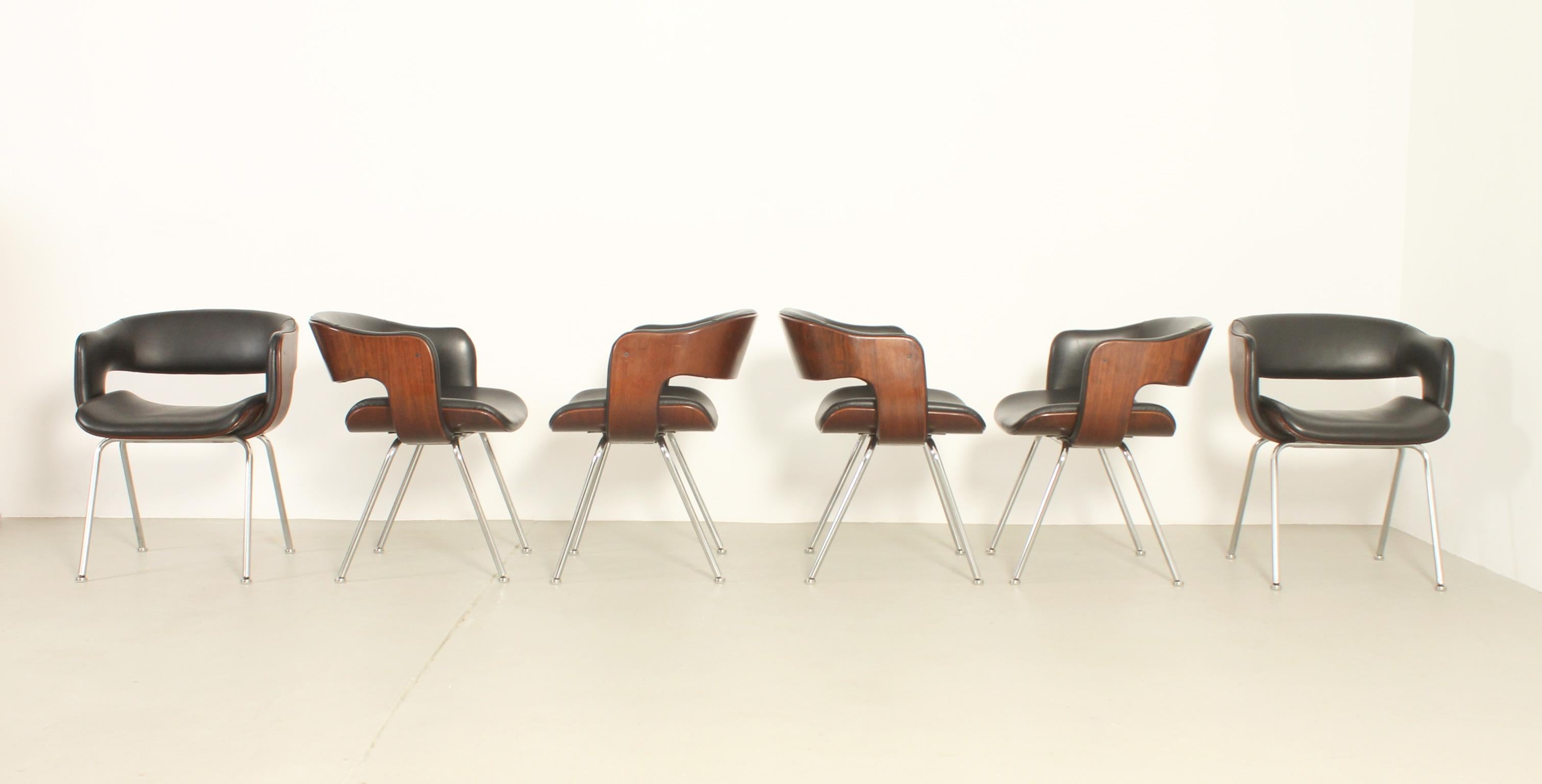 Set of Six Oxford Chairs by Martin Grierson for Arflex, 1963 For Sale 8
