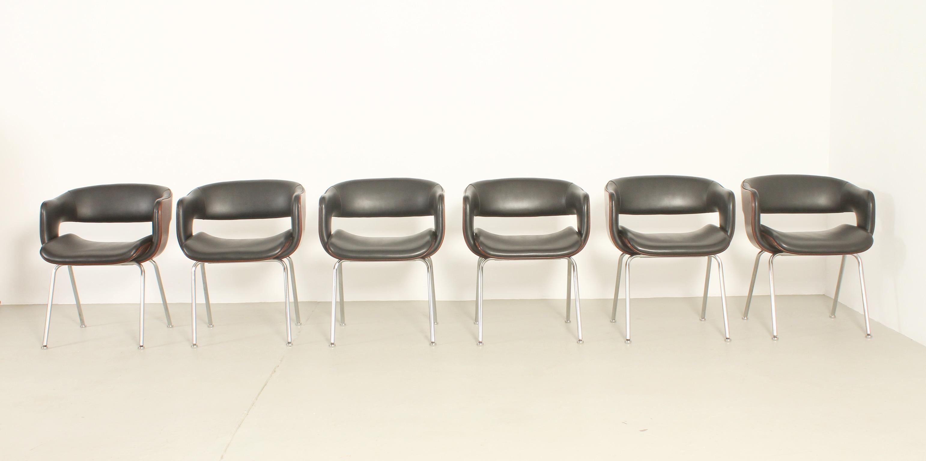 Set of Six Oxford Chairs by Martin Grierson for Arflex, 1963 In Good Condition For Sale In Barcelona, ES