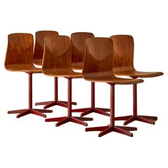 Ensemble de six chaises d'école Pagholz