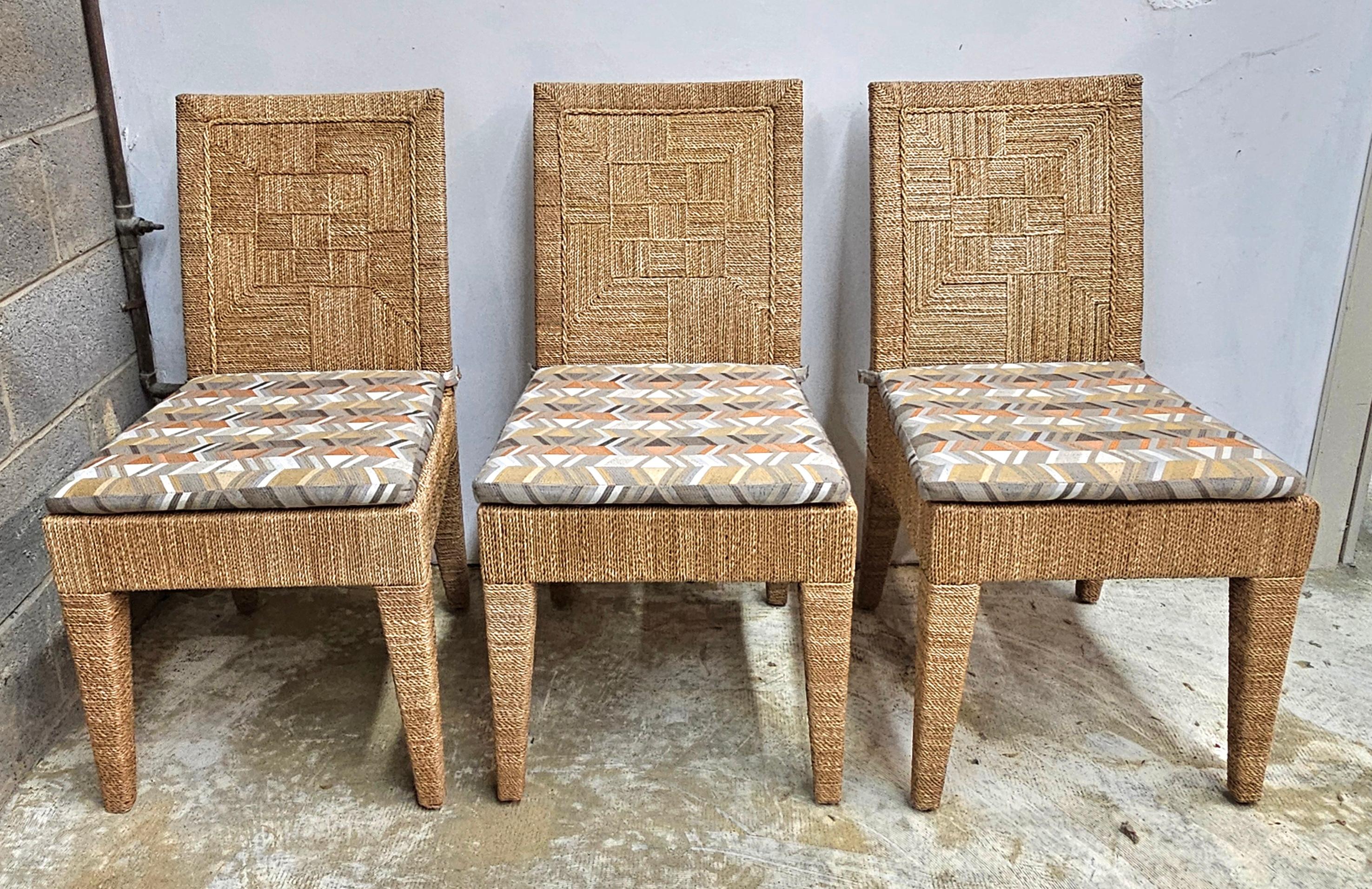 Set di sei sedie da pranzo Palecek in legno e abaca intrecciata di Vale in vendita 1