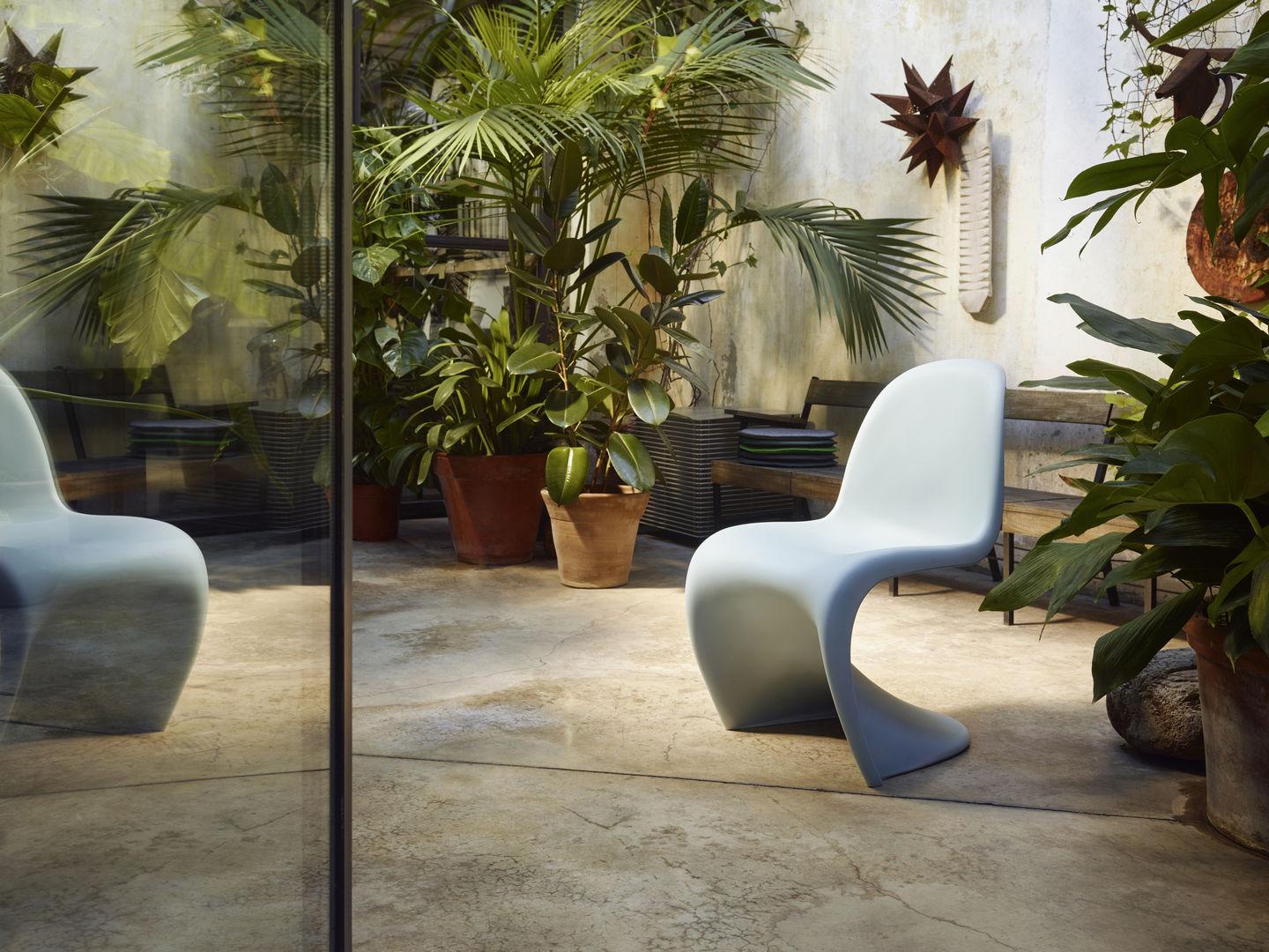 Set of Six Panton Chairs Designed by Verner Panton 10